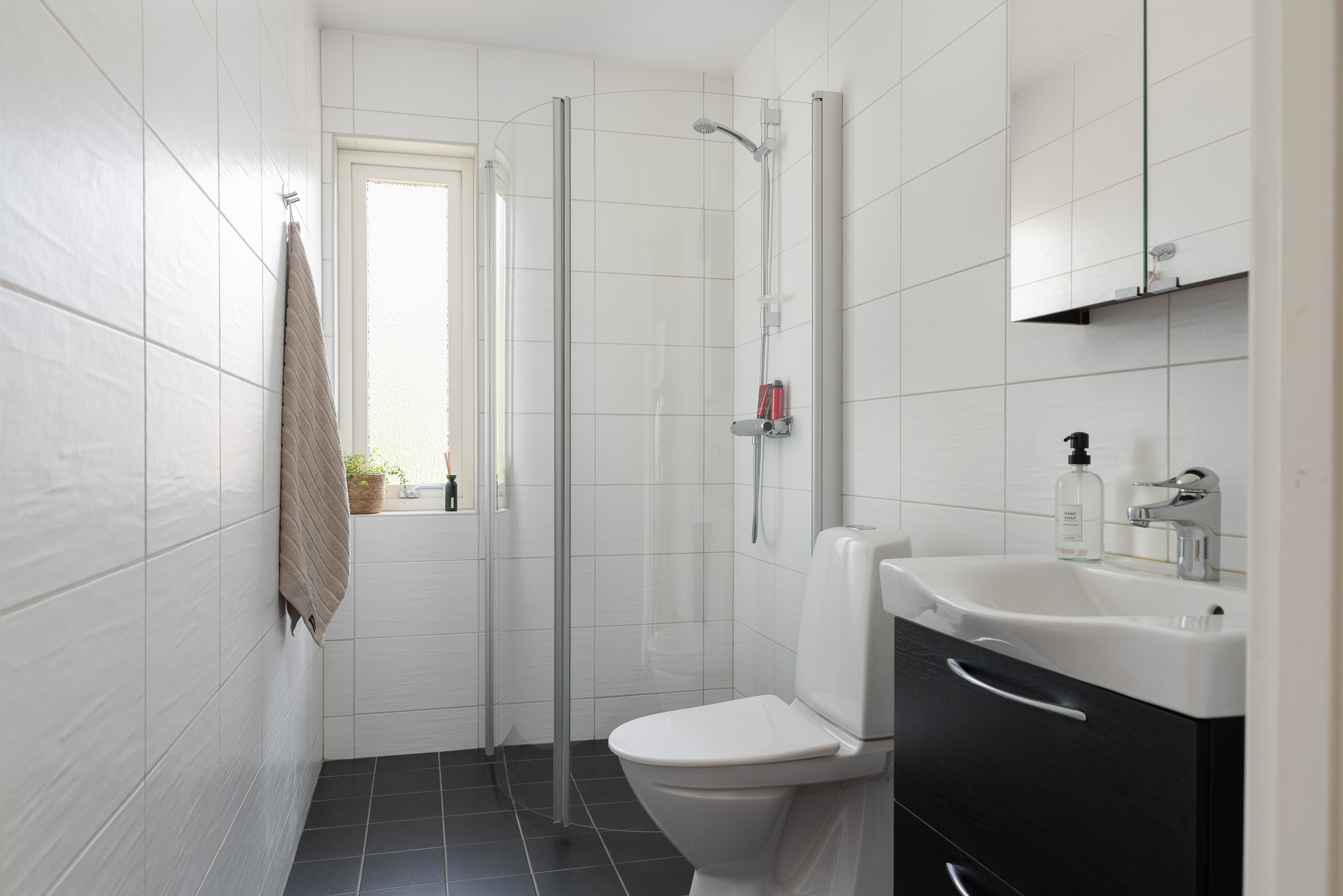 Bostadsbild från Skästa byväg 23, Kommande i Skästa, Västerås