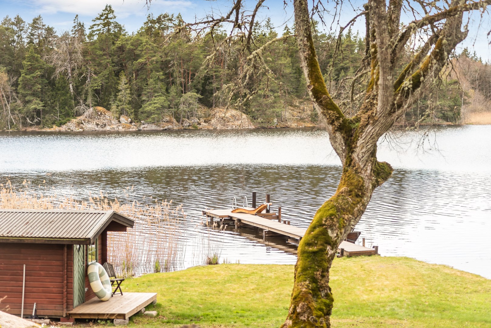 Bostadsbild från Funbo-Hovgården Humlebo 49, Såld i Marielund, Uppsala
