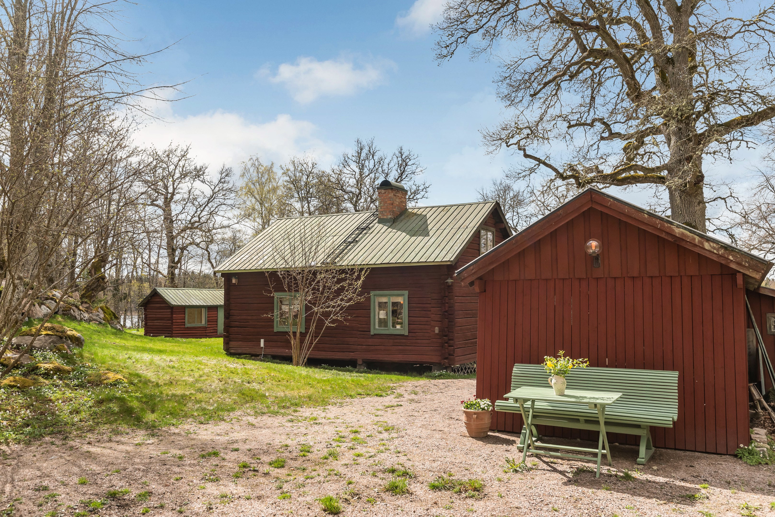 Bostadsbild från Funbo-Hovgården Humlebo 49, Såld i Marielund, Uppsala