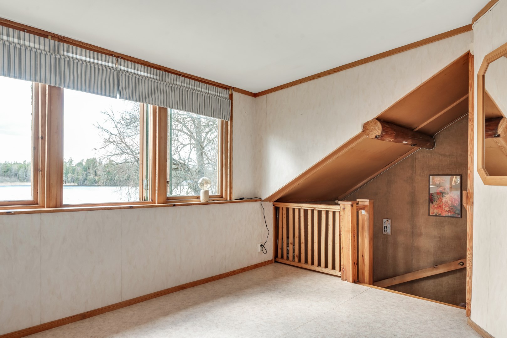 Bostadsbild från Funbo-Hovgården Humlebo 49, Såld i Marielund, Uppsala