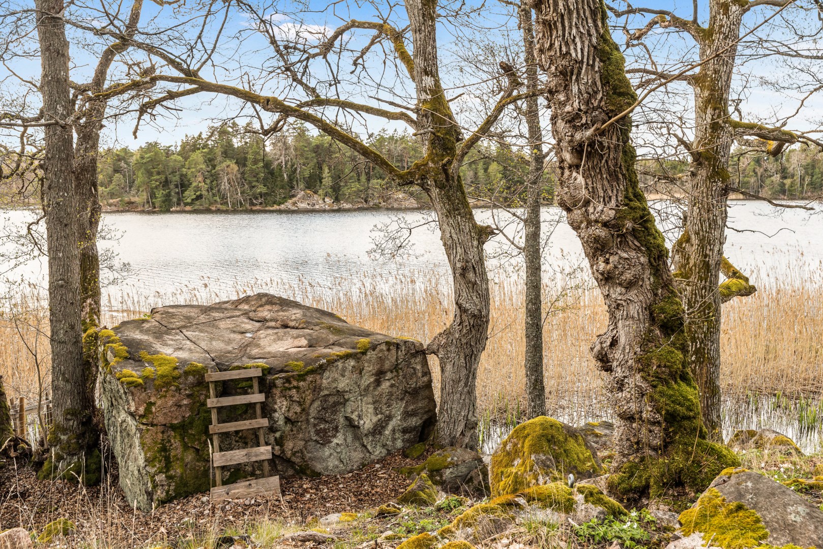 Bostadsbild från Funbo-Hovgården Humlebo 49, Såld i Marielund, Uppsala