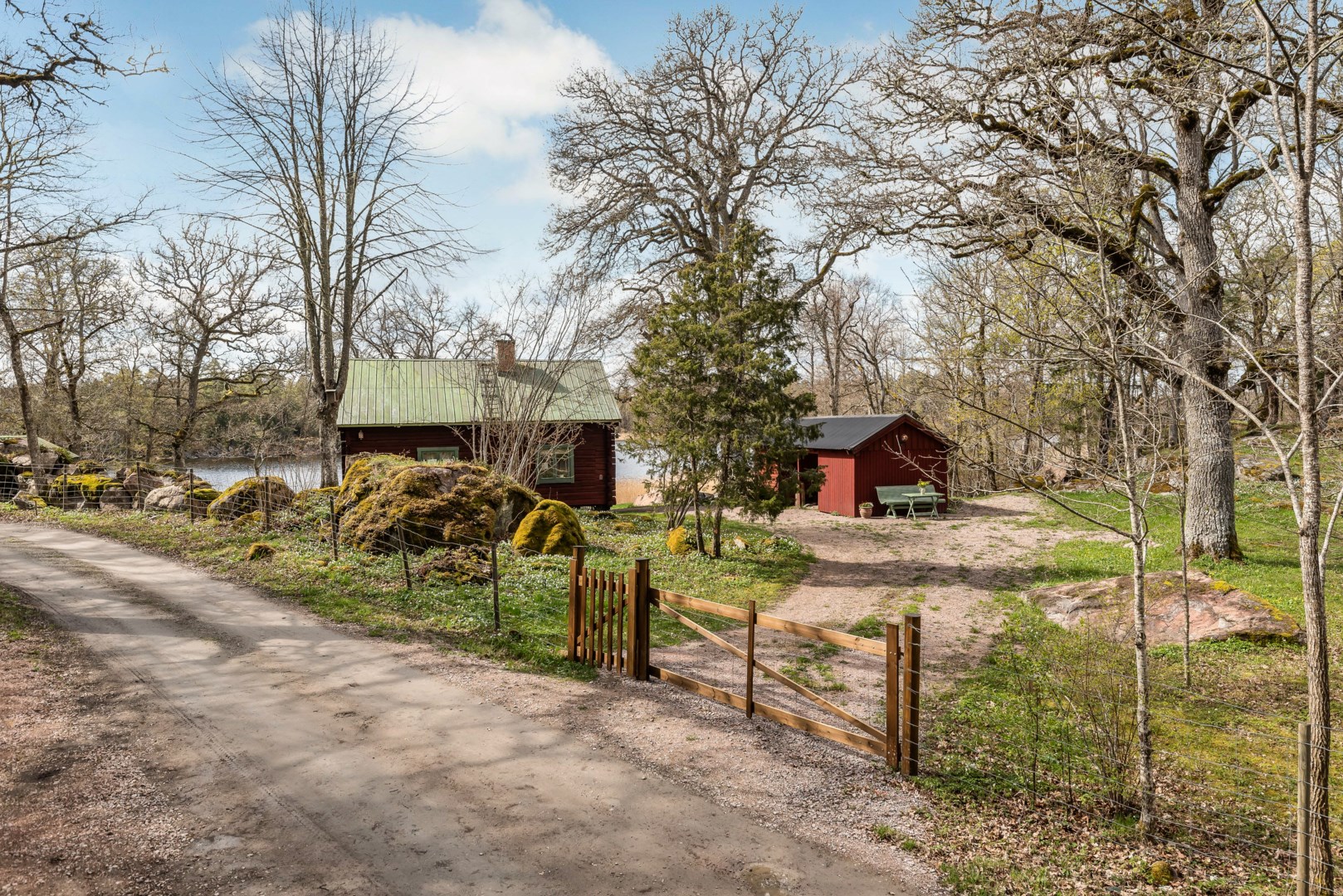 Bostadsbild från Funbo-Hovgården Humlebo 49, Såld i Marielund, Uppsala