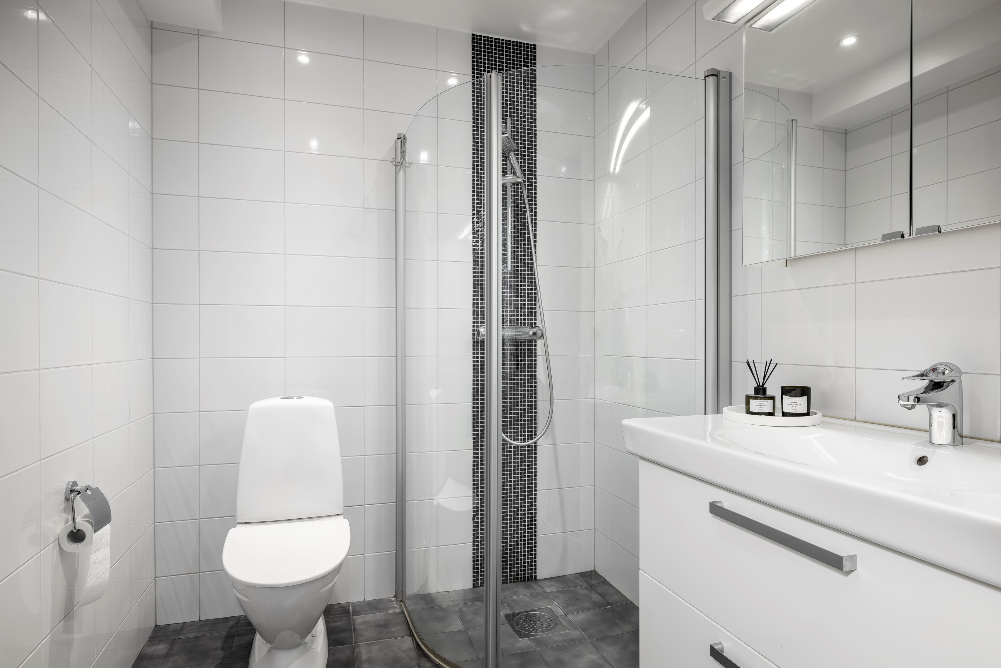 Bostadsbild från Tollare parkgränd 15, Såld i Tollare, Nacka