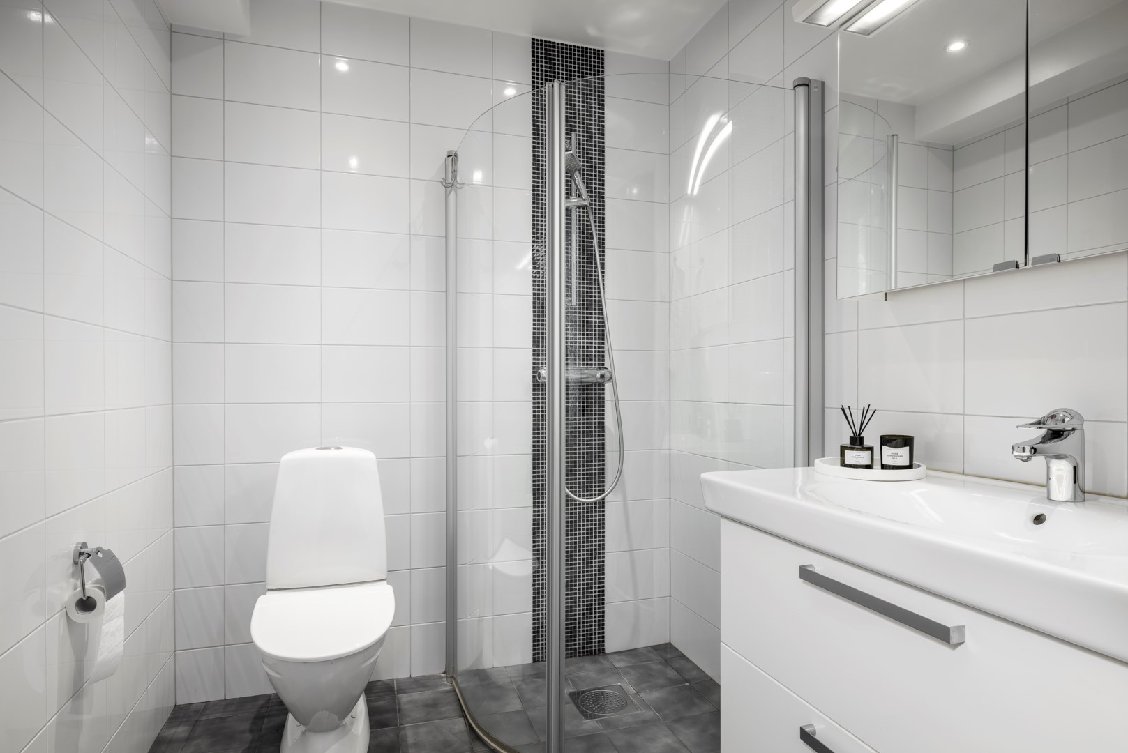 Bostadsbild från Tollare parkgränd 15, Såld i Tollare, Nacka