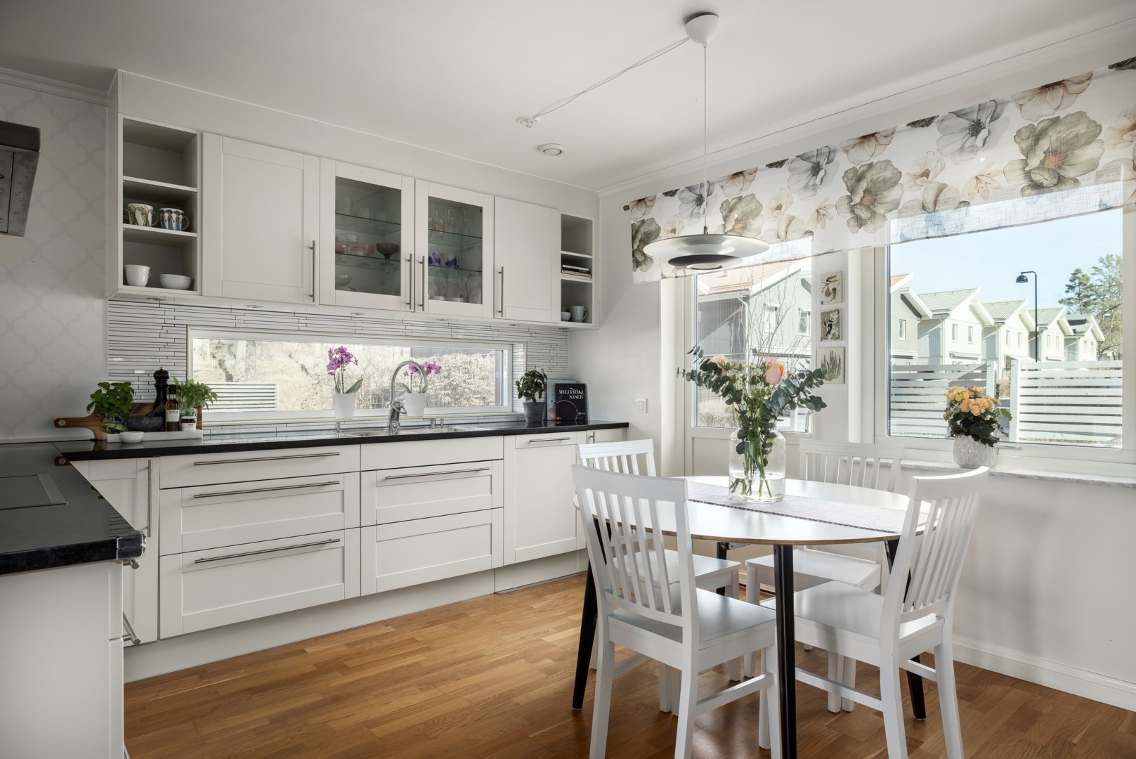 Bostadsbild från Tollare parkgränd 15, Såld i Tollare, Nacka