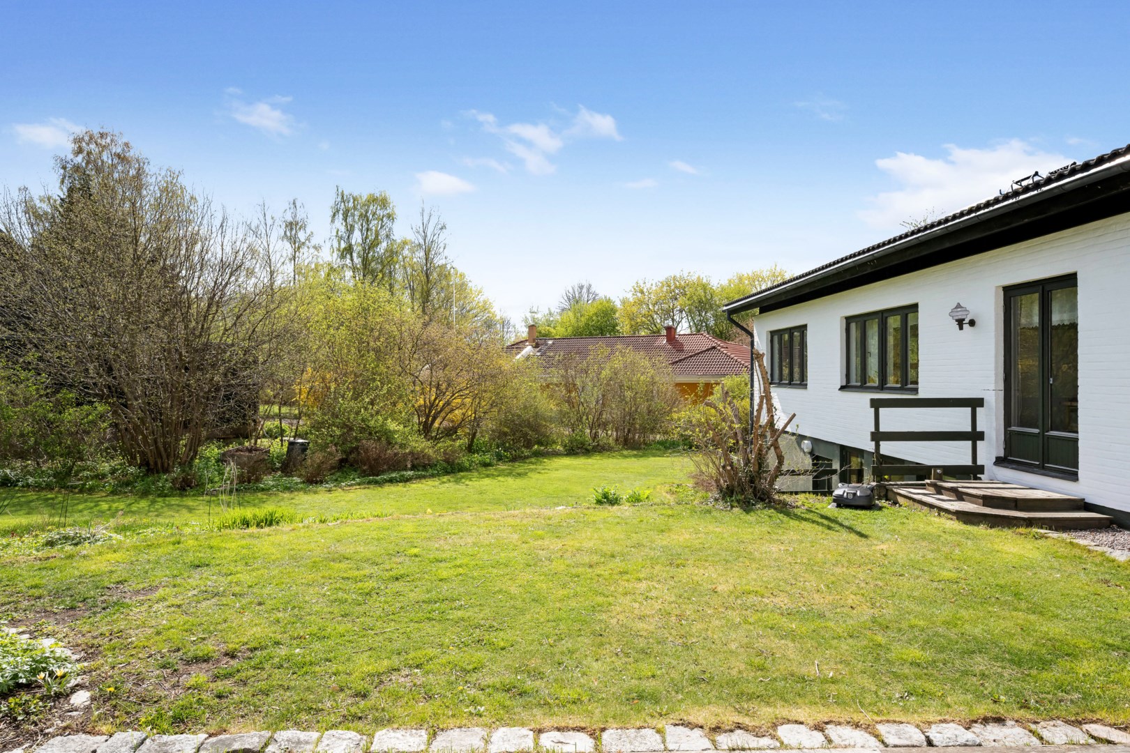 Bostadsbild från Ristvägen 6, Såld i Valsätra, Uppsala