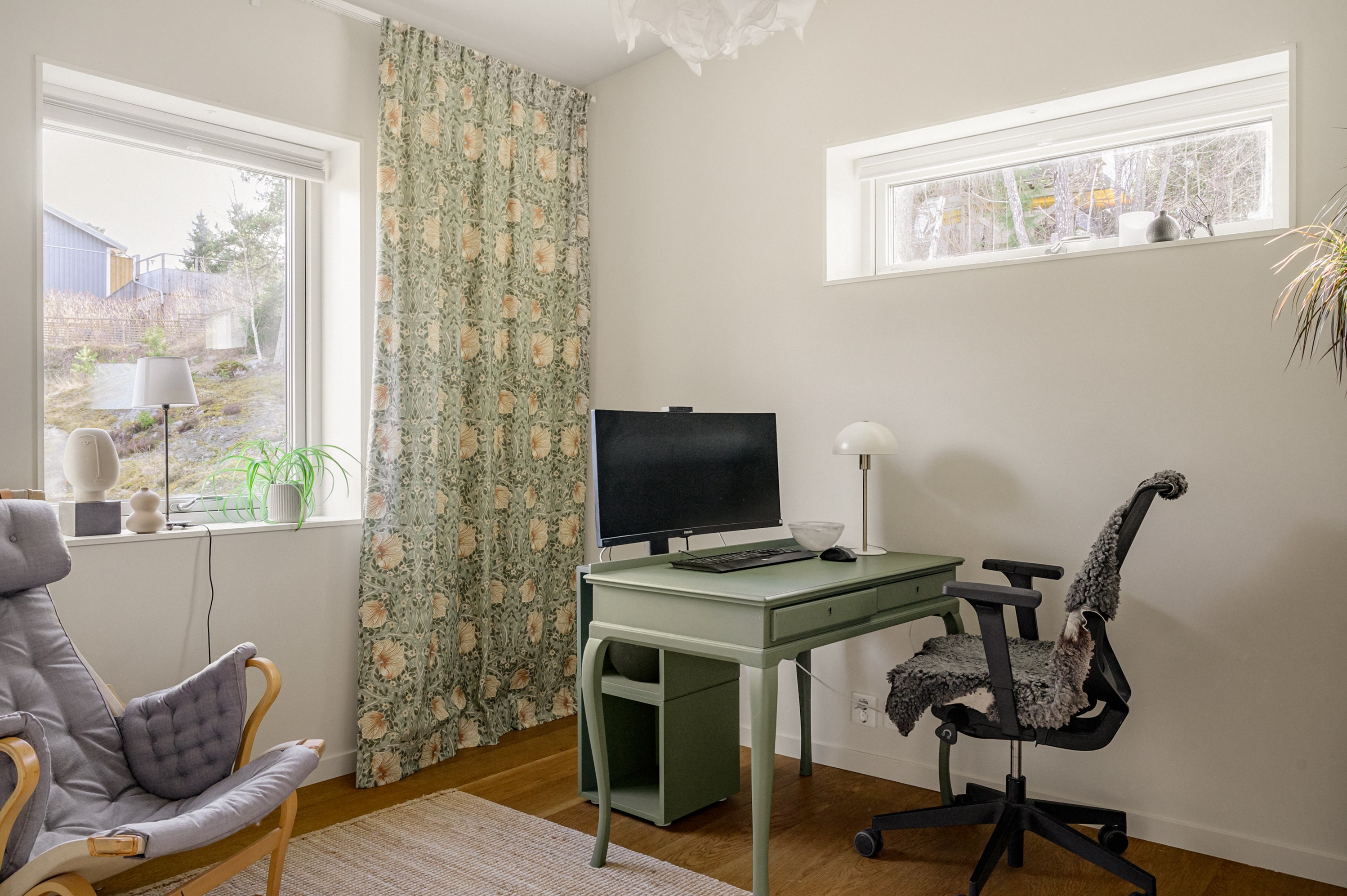 Bostadsbild från Hasselbacken 13, Såld i Kolvik, Värmdö