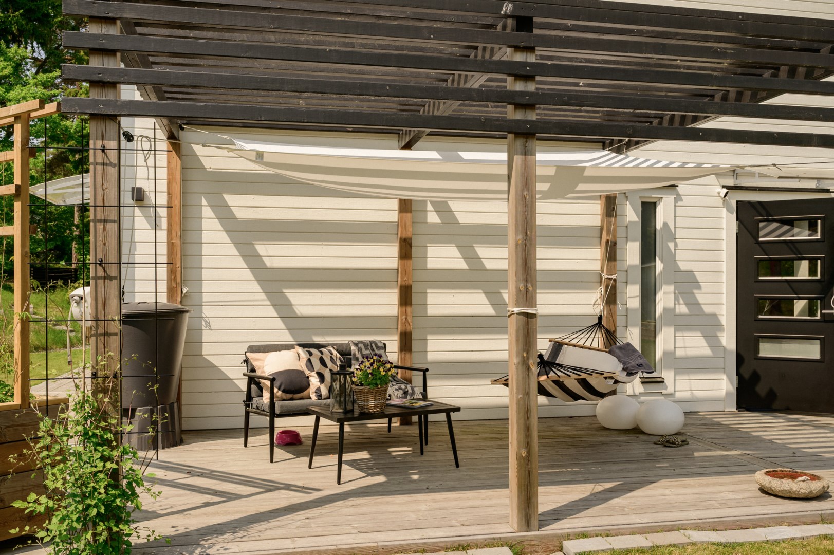 Bostadsbild från Hasselbacken 13, Såld i Kolvik, Värmdö