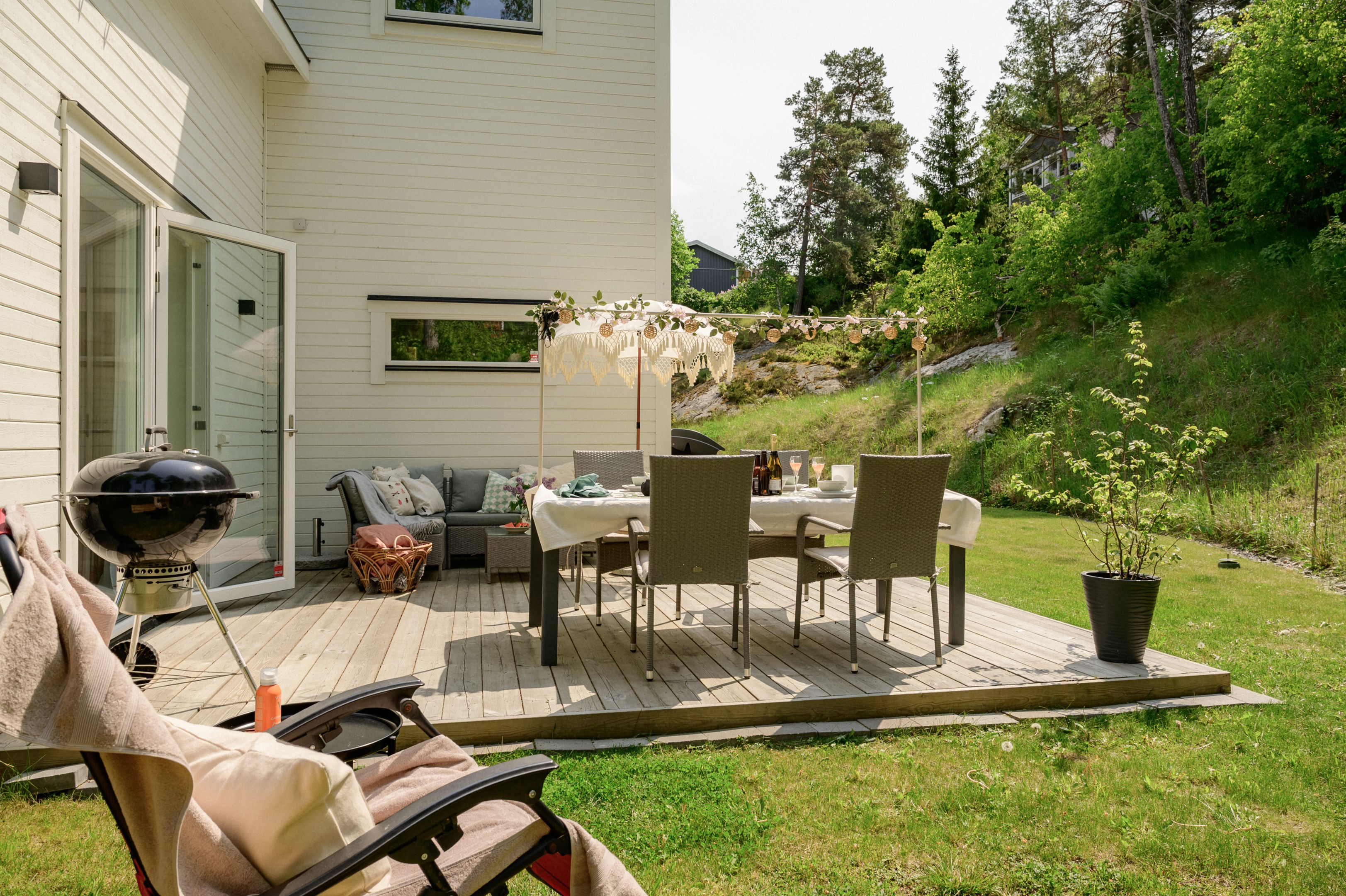 Bostadsbild från Hasselbacken 13, Såld i Kolvik, Värmdö