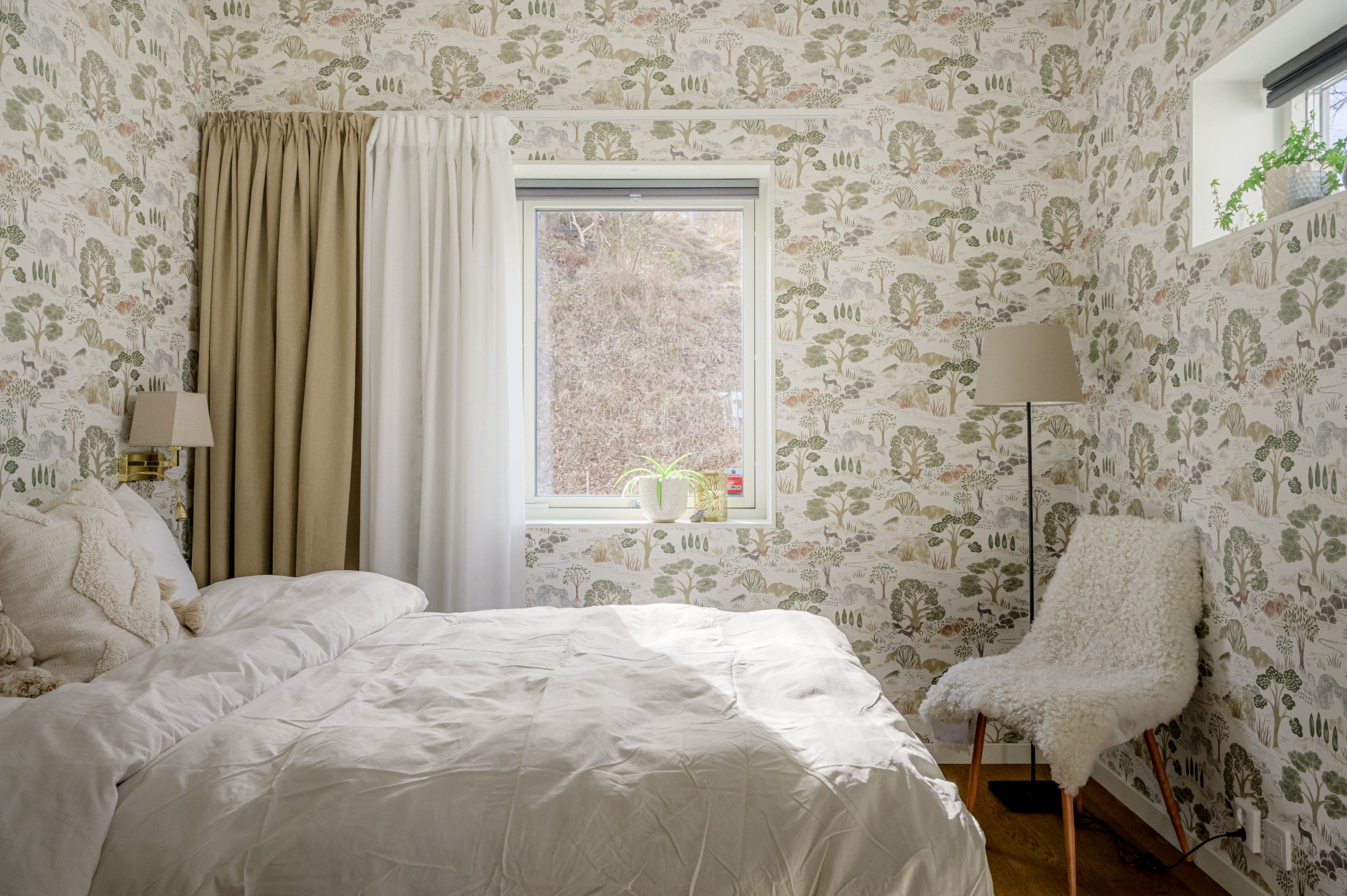 Bostadsbild från Hasselbacken 13, Såld i Kolvik, Värmdö