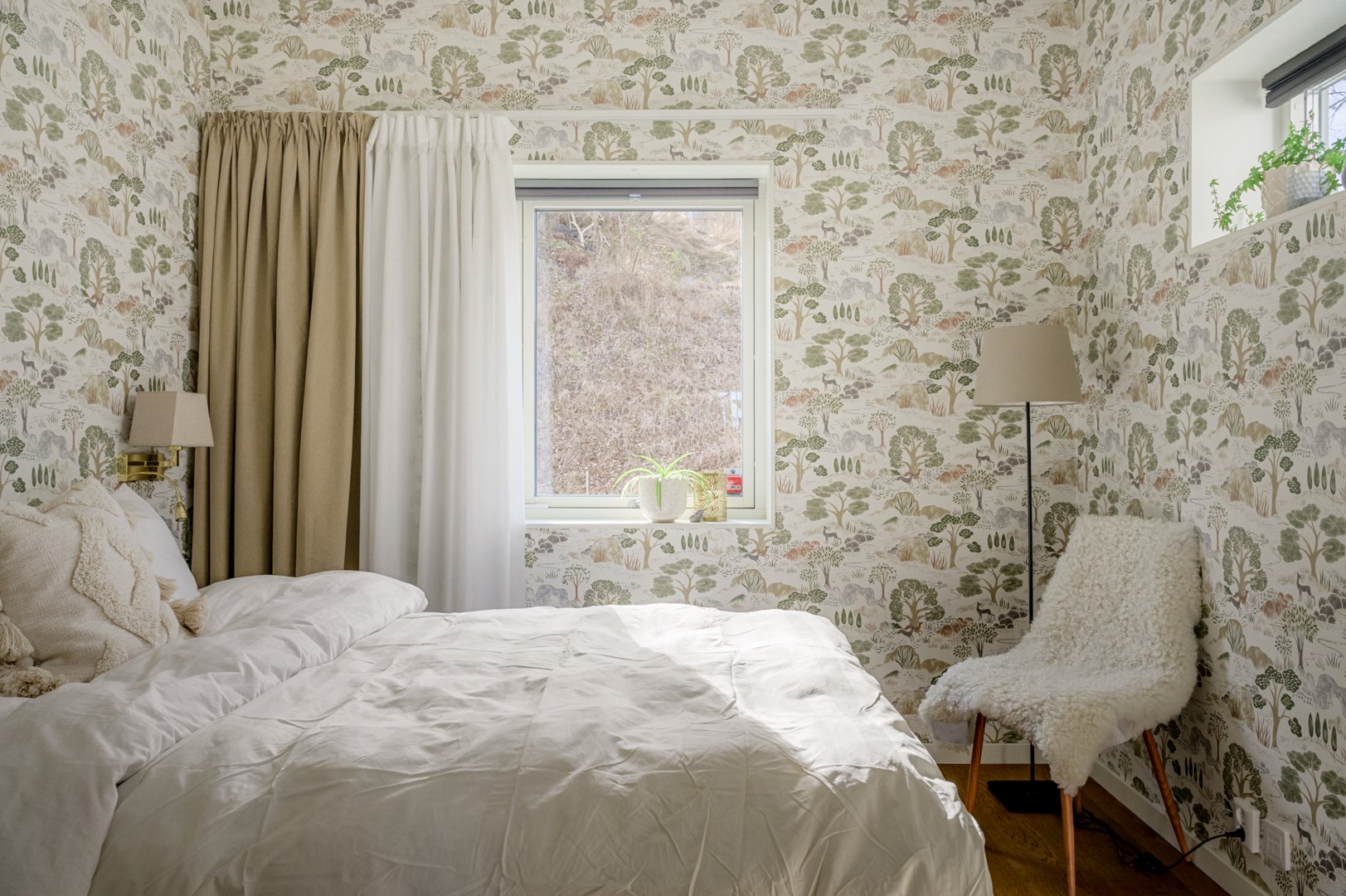 Bostadsbild från Hasselbacken 13, Såld i Kolvik, Värmdö