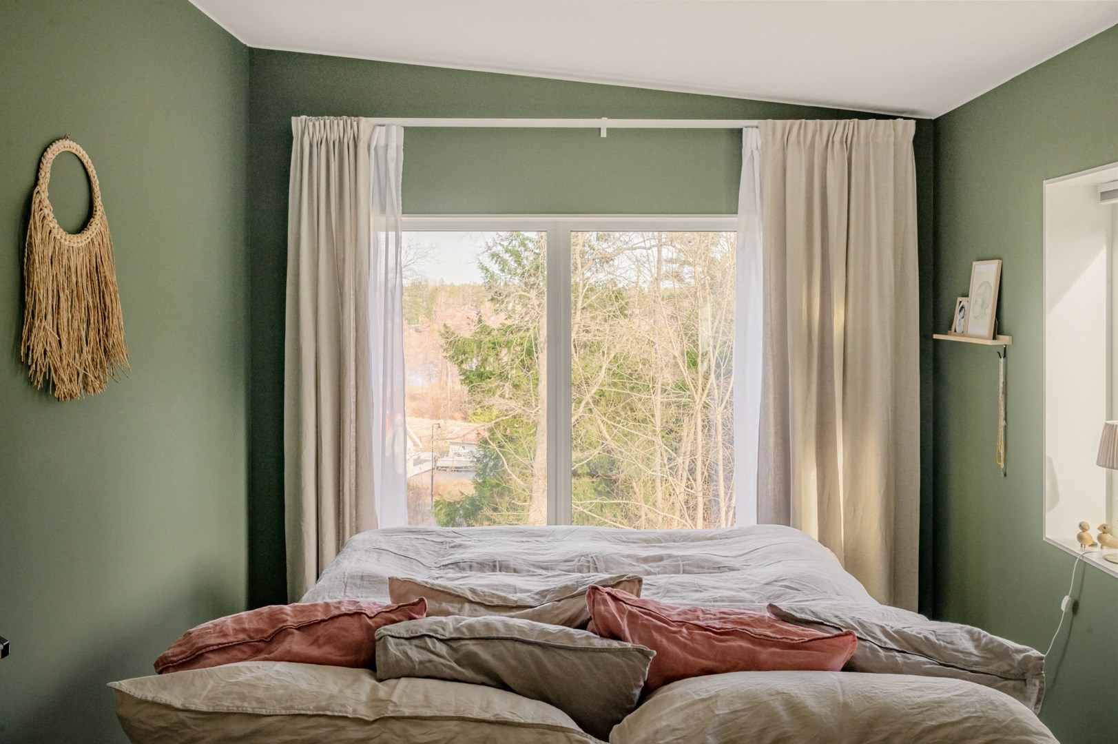 Bostadsbild från Hasselbacken 13, Såld i Kolvik, Värmdö