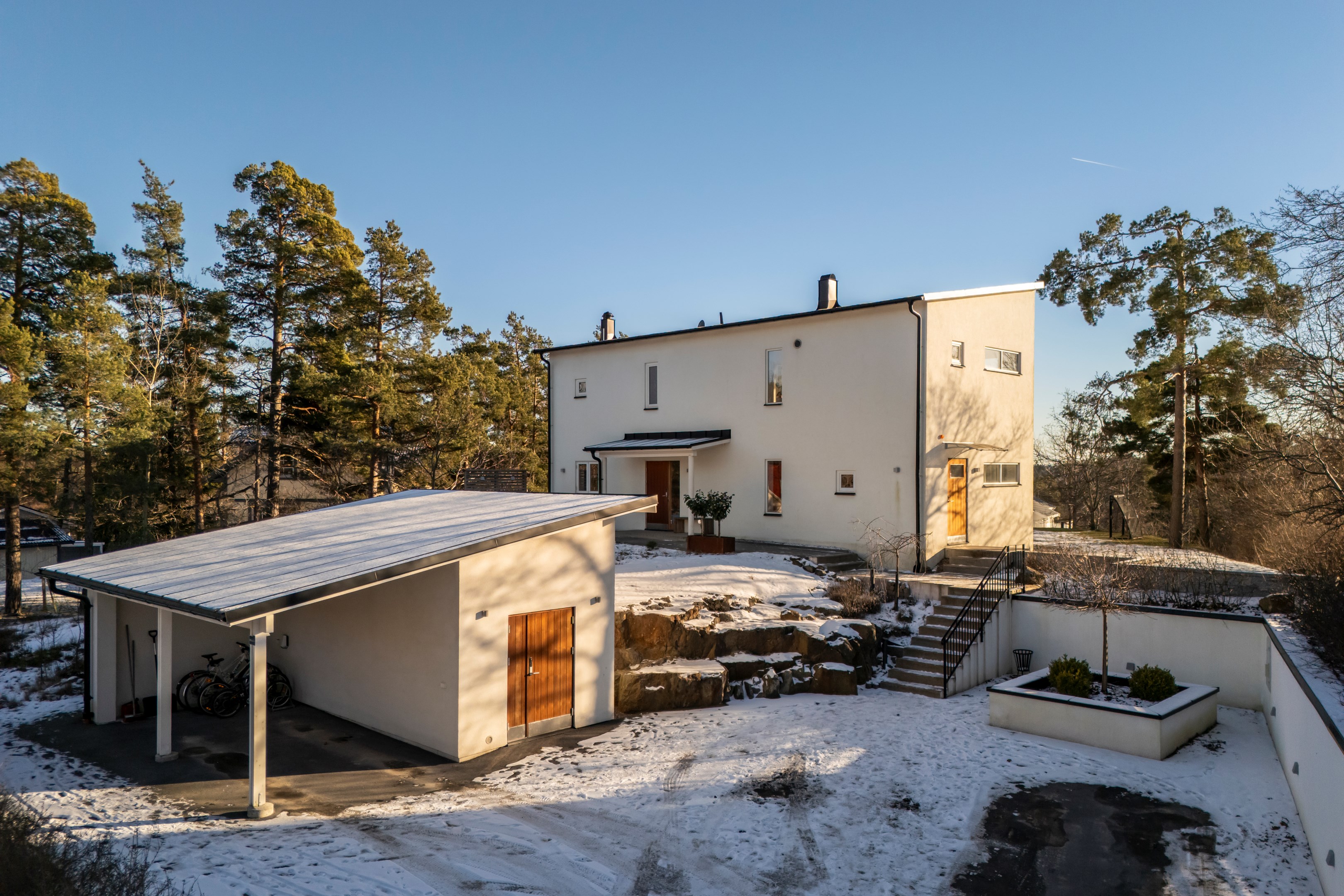 Bostadsbild från Drabantvägen 56, Såld i Boo Gård, Nacka