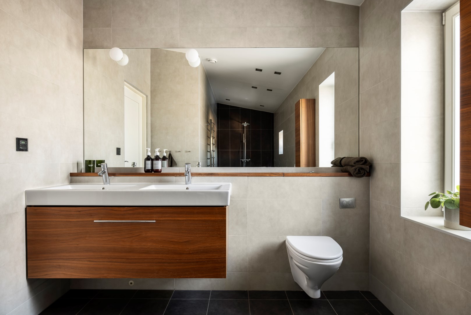 Bostadsbild från Drabantvägen 56, Såld i Boo Gård, Nacka