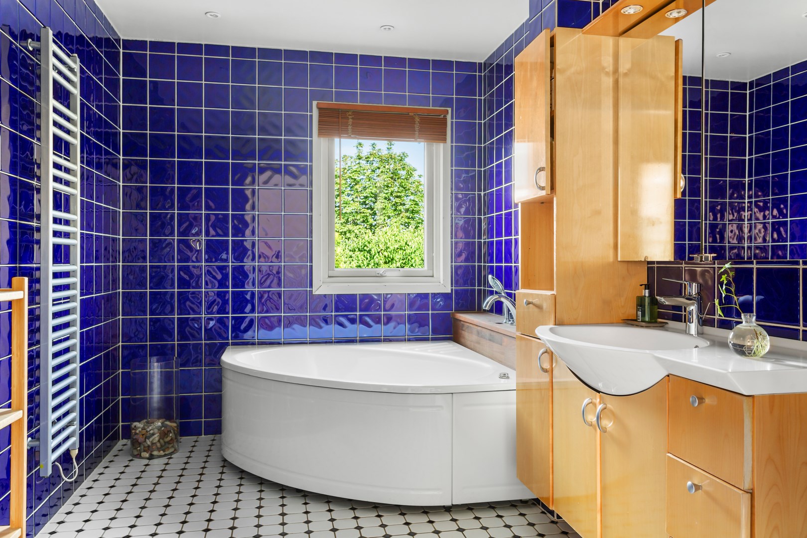 Bostadsbild från Åsavägen 7, Såld i Eknäs, Nacka