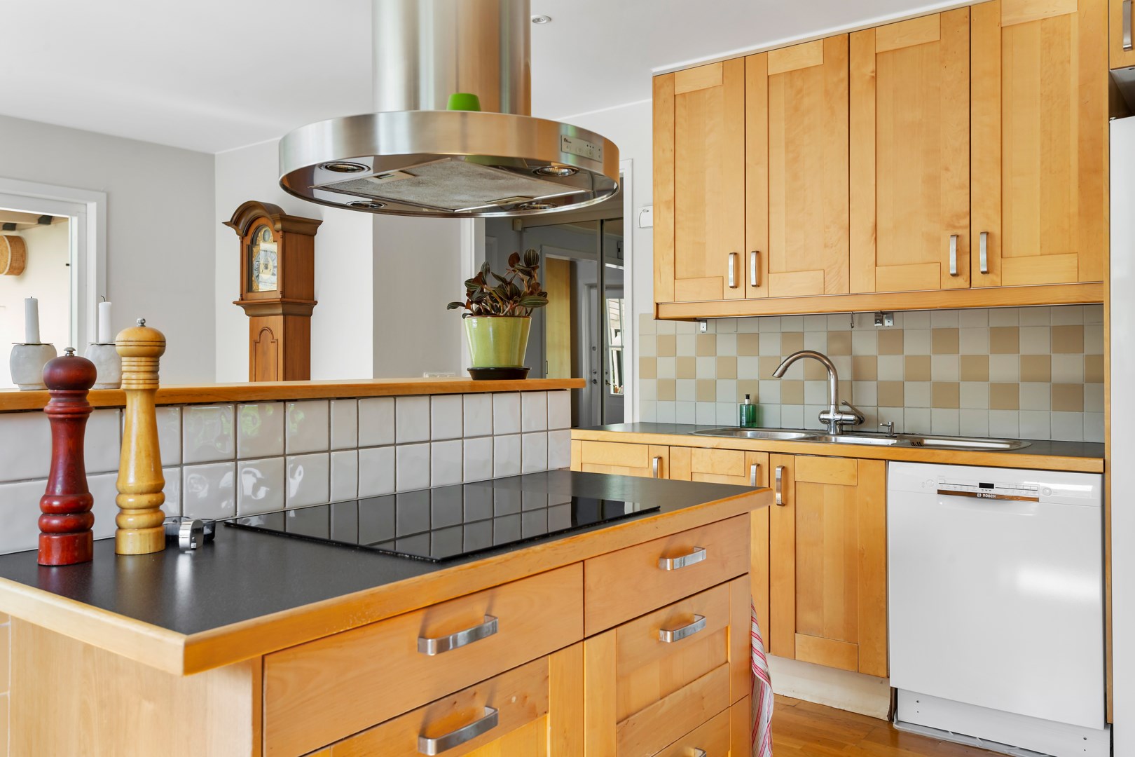 Bostadsbild från Åsavägen 7, Såld i Eknäs, Nacka