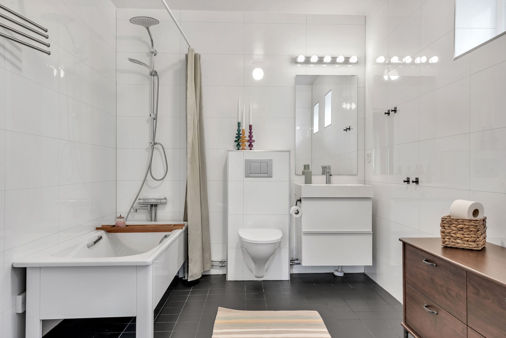 Bostadsbild från Skölsta byväg 8, Såld i Skölsta, Uppsala