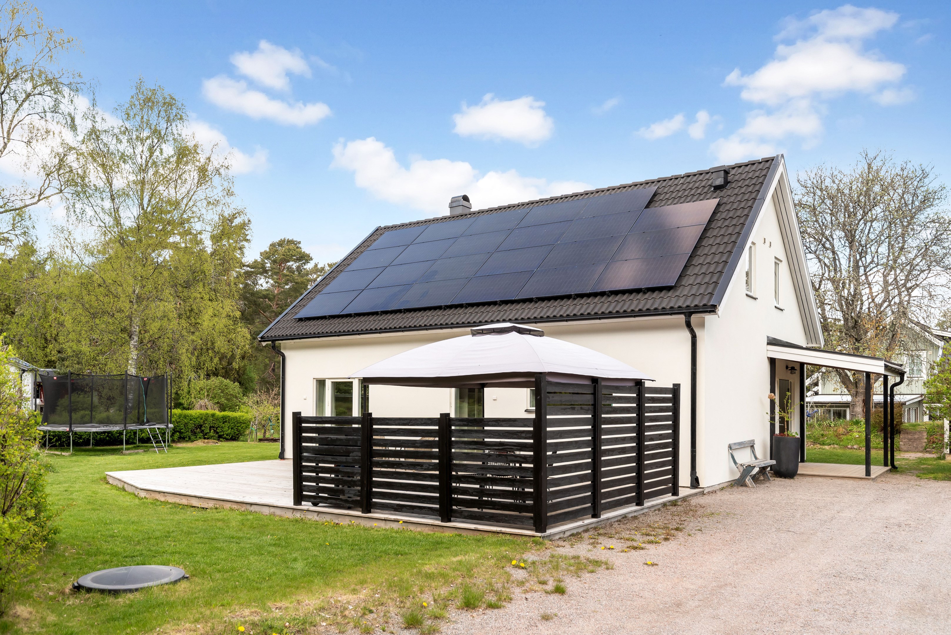 Bostadsbild från Skölsta byväg 8, Såld i Skölsta, Uppsala