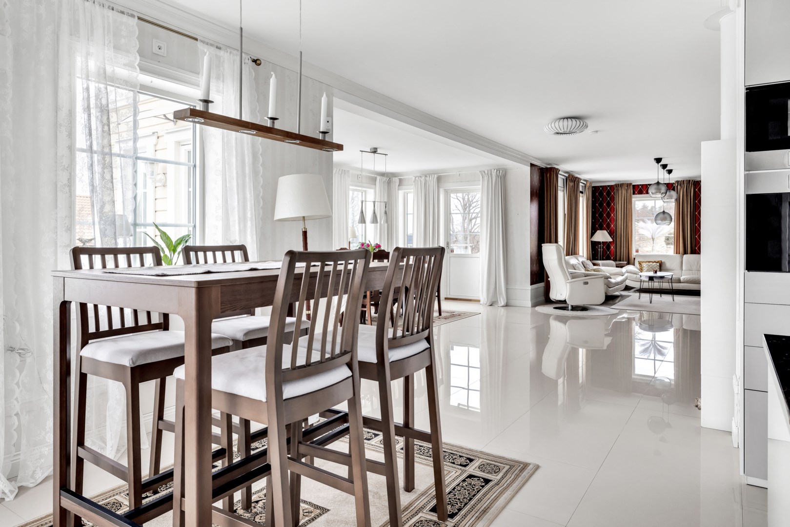 Bostadsbild från Danmarks-Säby 60, Till salu i Danmark, Uppsala