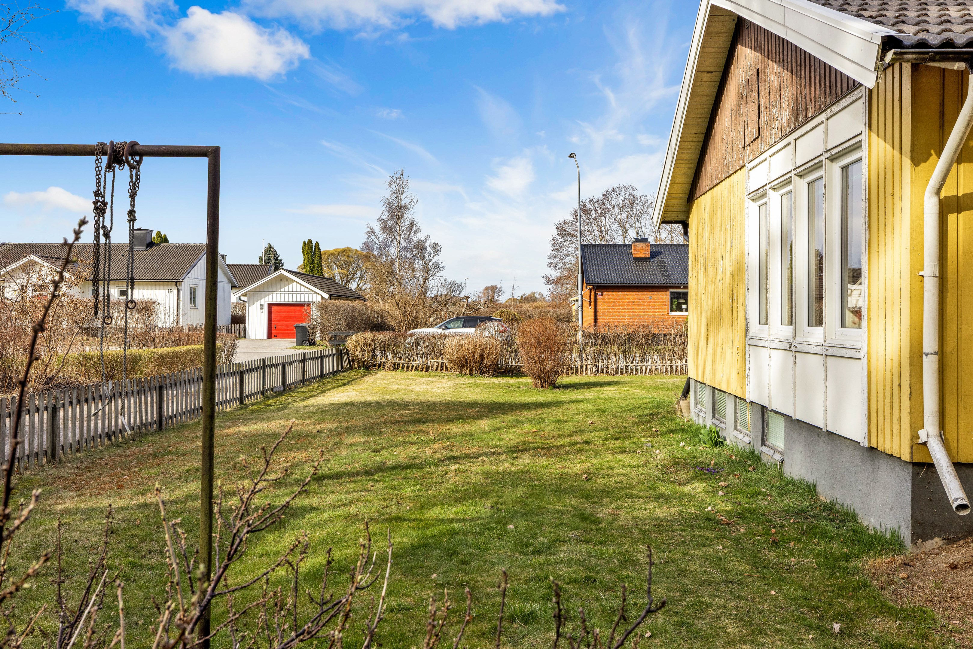 Bostadsbild från Tårpilsvägen 26, Såld i Lövstalöt, Uppsala