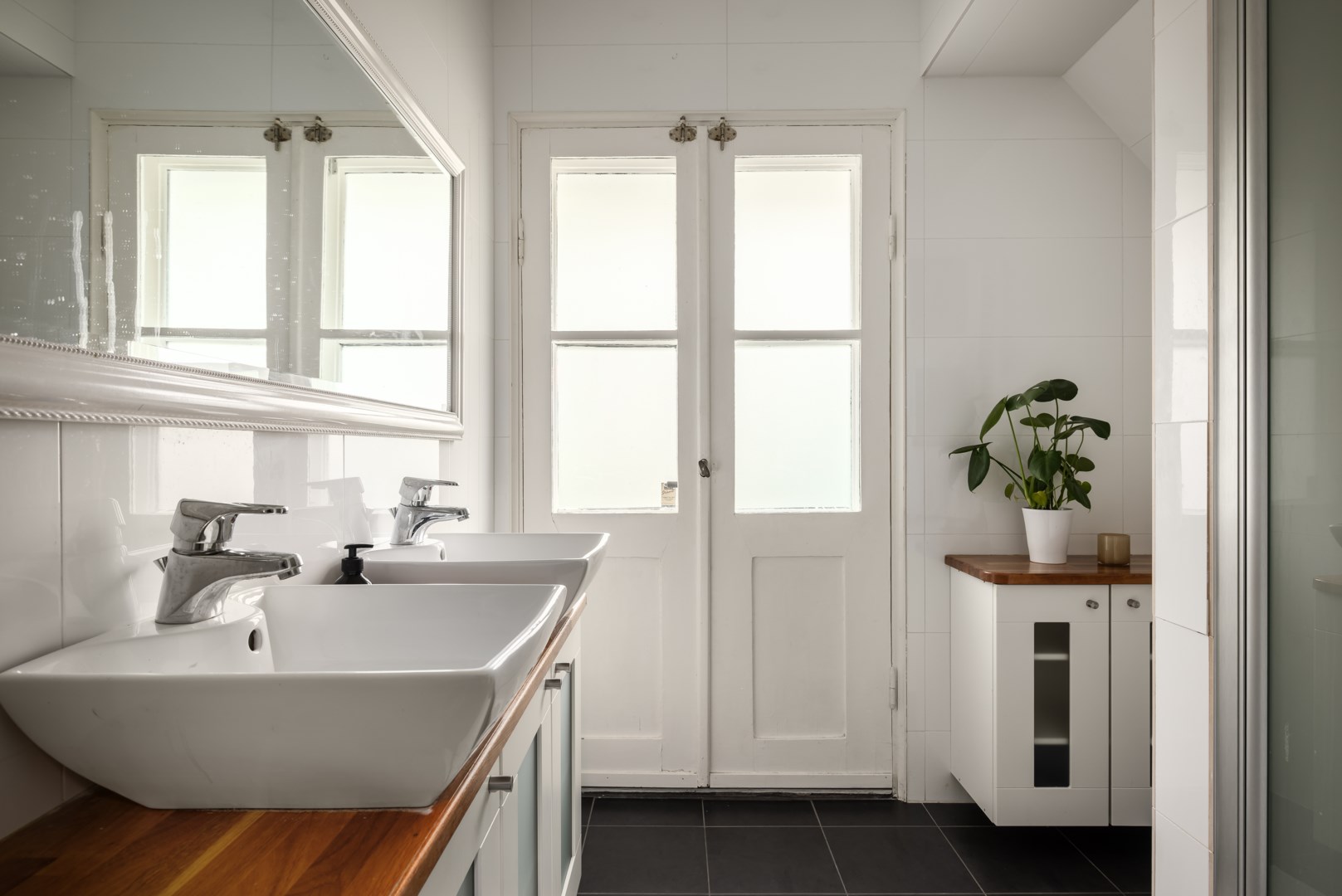 Bostadsbild från Värmdövägen 199, Till salu i Storängen, Nacka