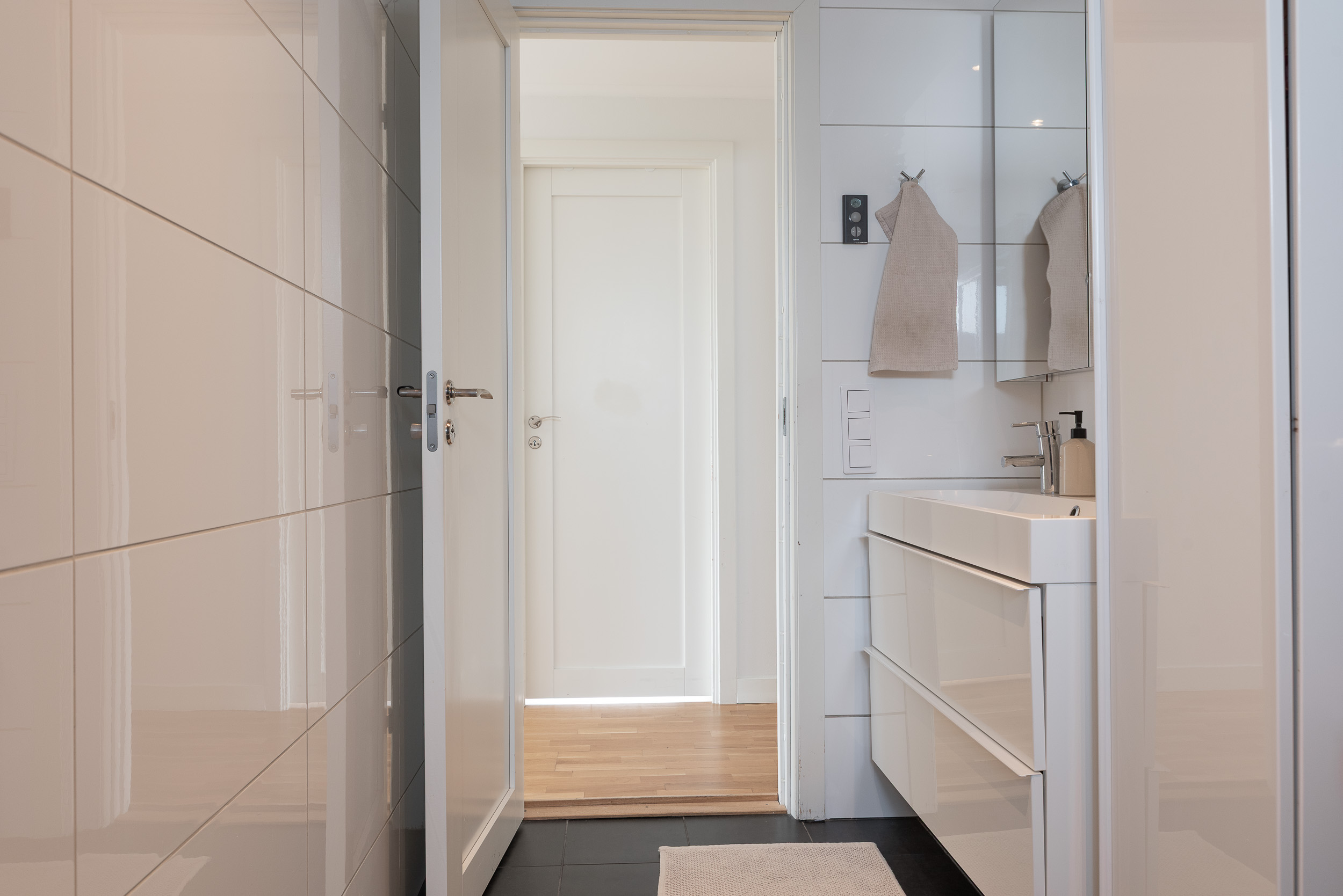 Bostadsbild från Eldhusgatan 5, Till salu i Norra Vallby, Västerås