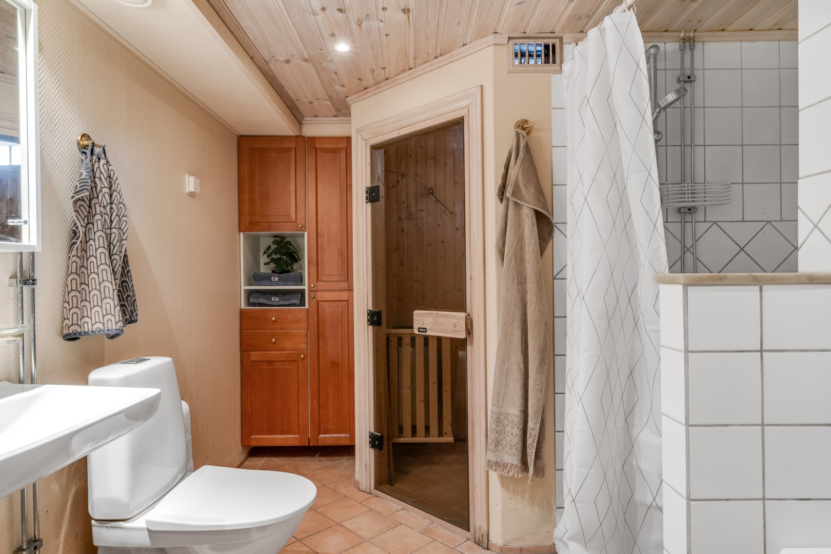 Bostadsbild från Rastvägen 4, Till salu i Storvreta, Uppsala