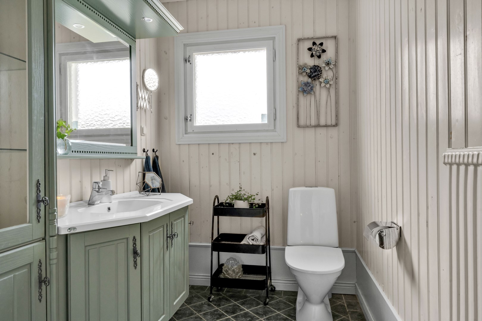 Bostadsbild från Rastvägen 4, Till salu i Storvreta, Uppsala