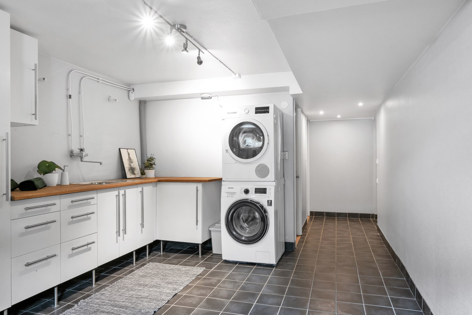 Bostadsbild från Rastvägen 4, Till salu i Storvreta, Uppsala