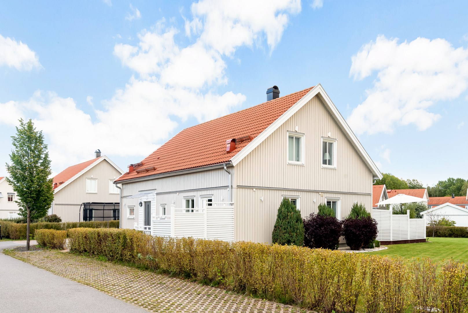 Bostadsbild från Smultronvägen 3, Kommande i Lövstalöt, Uppsala