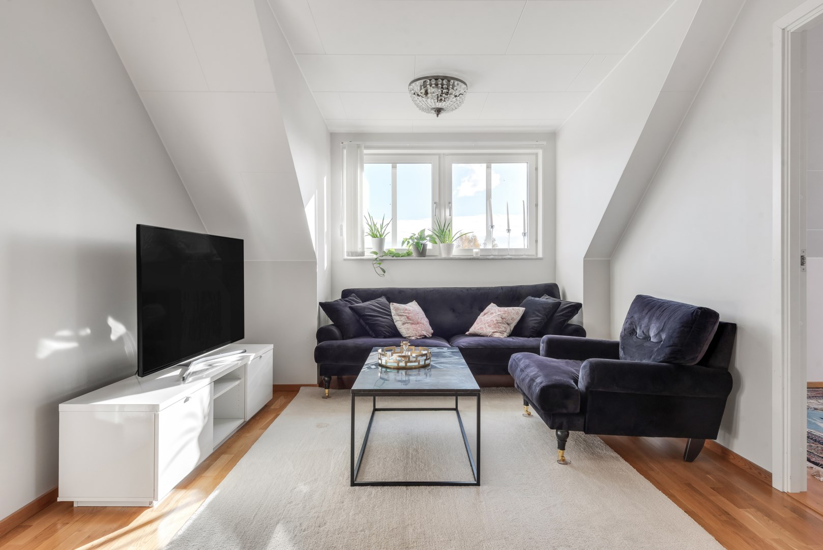 Bostadsbild från Smultronvägen 3, Kommande i Lövstalöt, Uppsala