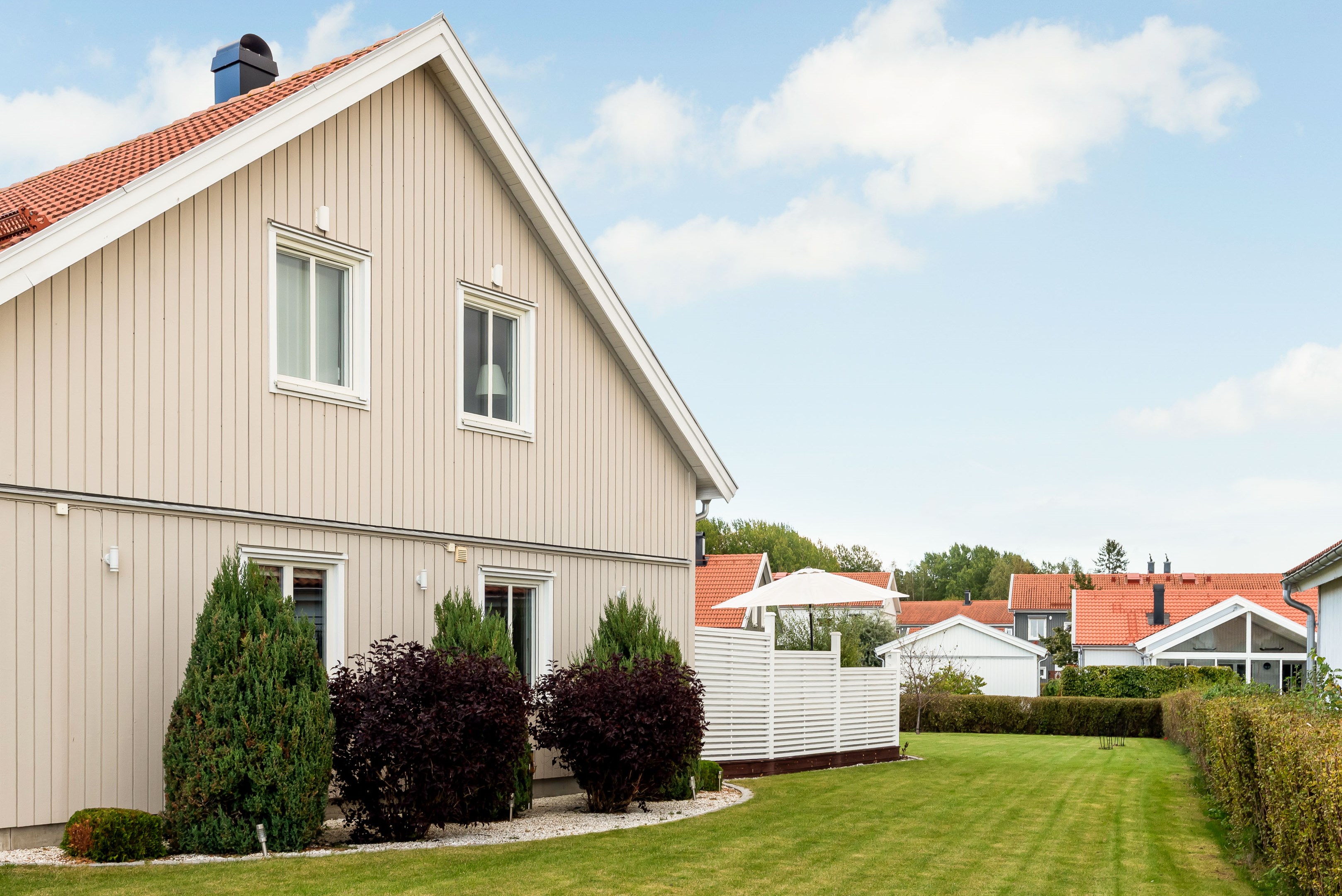 Bostadsbild från Smultronvägen 3, Kommande i Lövstalöt, Uppsala