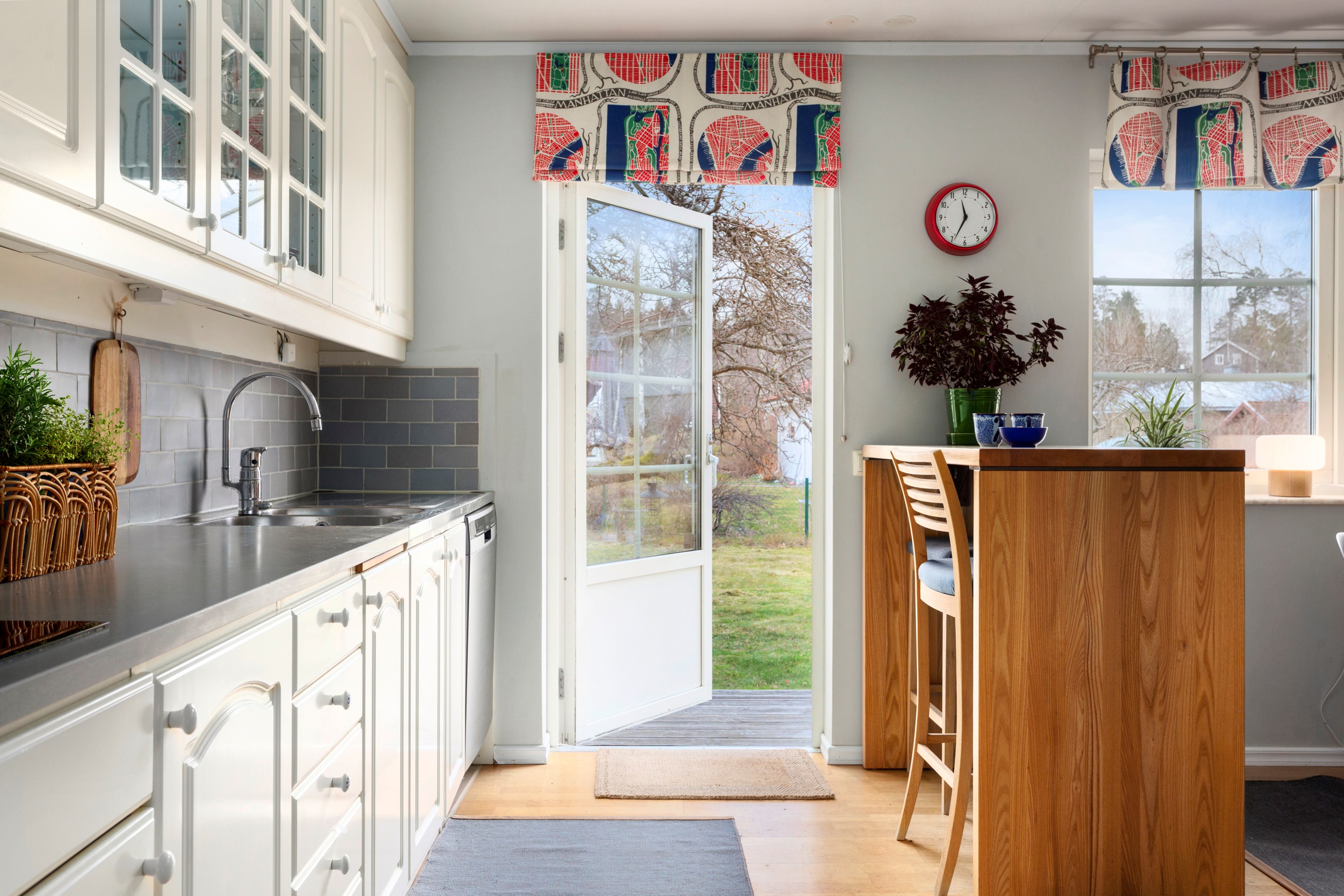 Bostadsbild från Babordsvägen 2, Såld i Boo Gård, Nacka