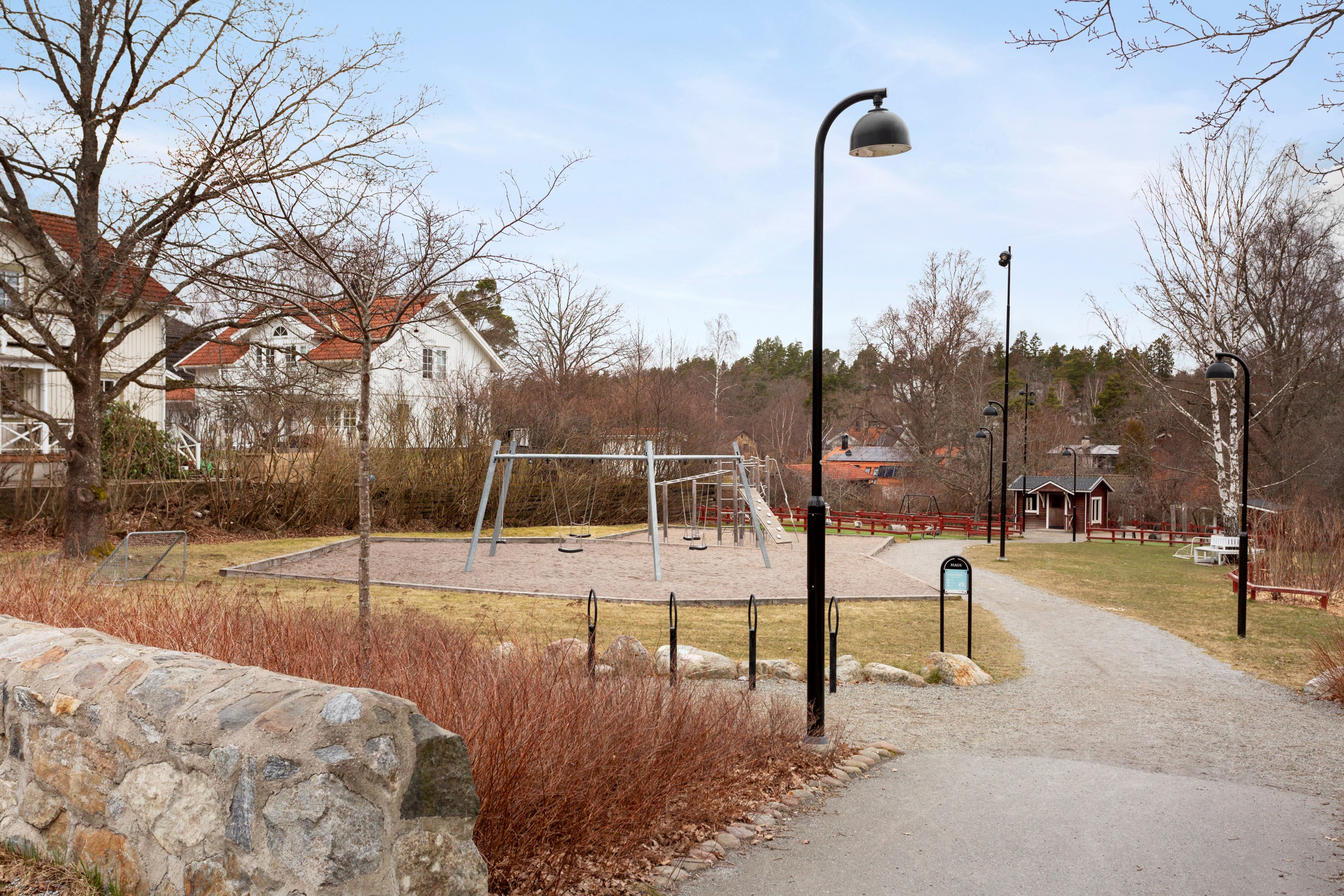 Bostadsbild från Babordsvägen 2, Såld i Boo Gård, Nacka