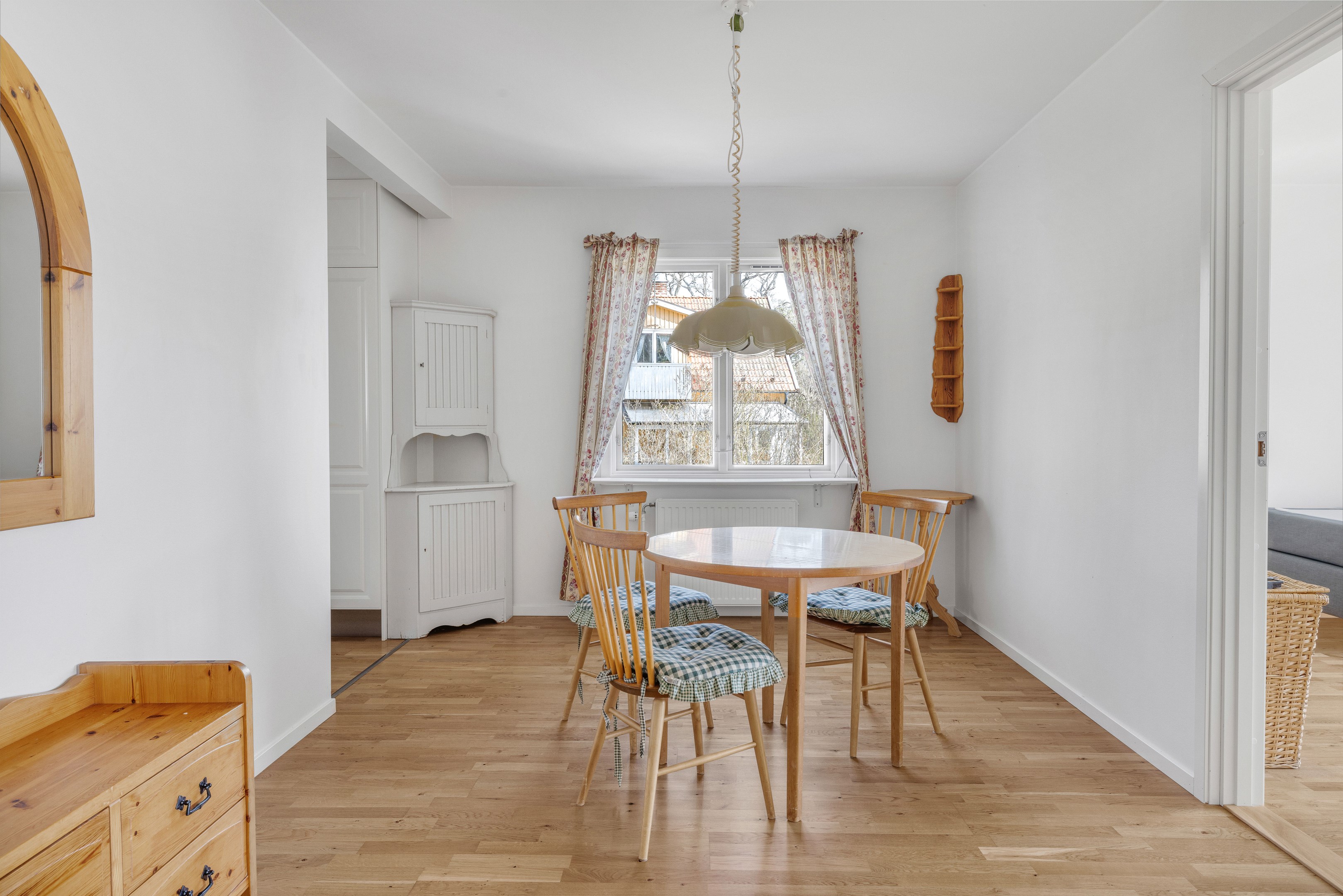 Bostadsbild från Lännalöt 15, Såld i Länna, Uppsala