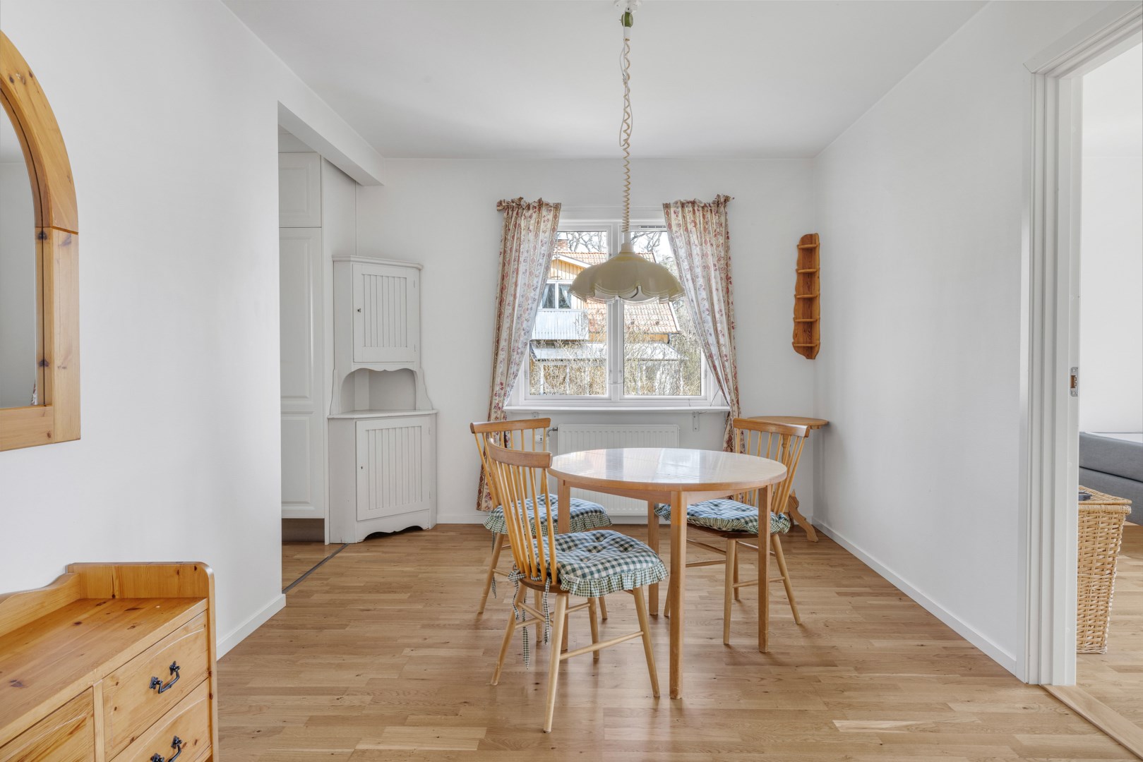 Bostadsbild från Lännalöt 15, Såld i Länna, Uppsala