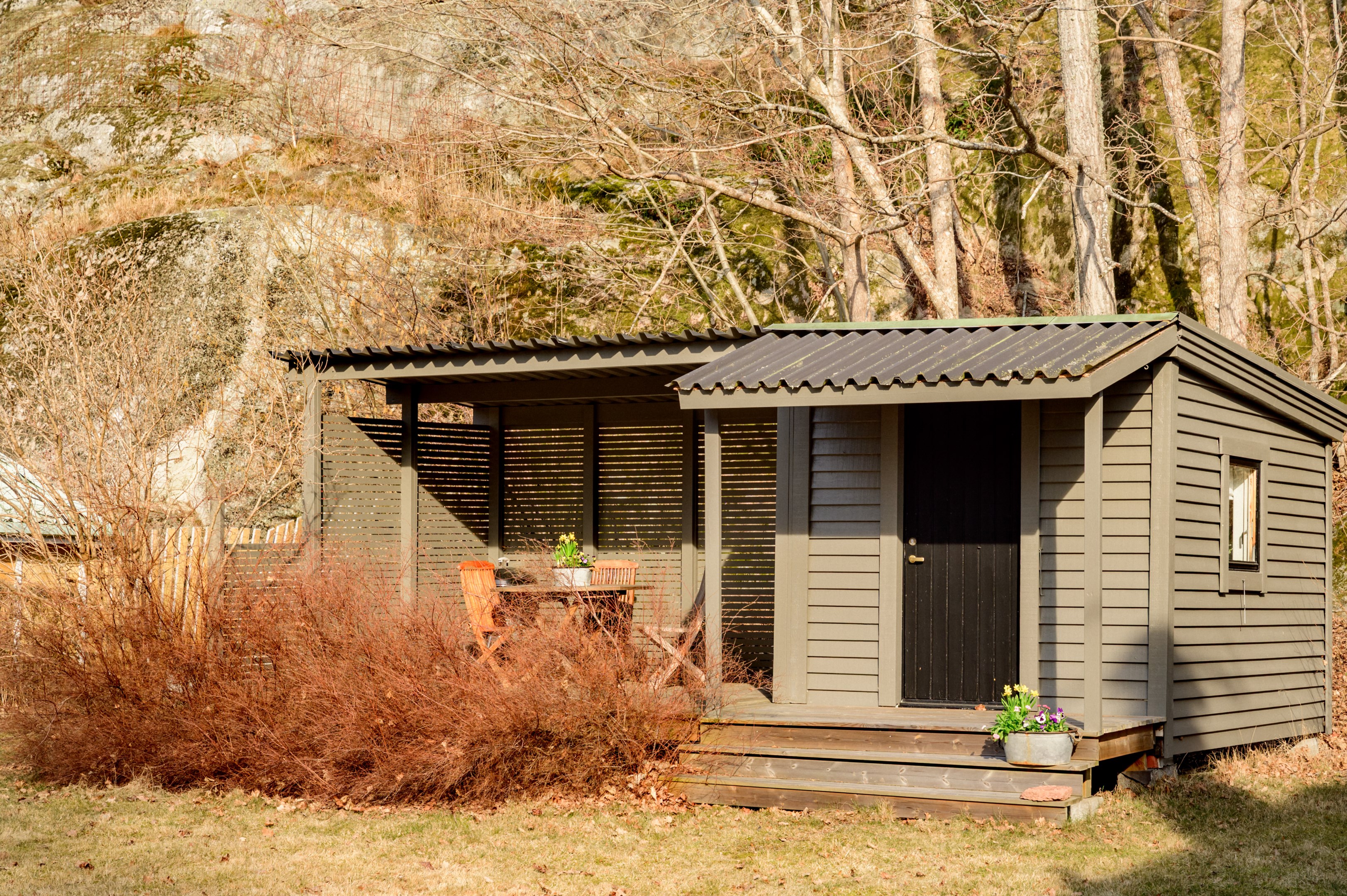 Middagsterrass med kallförråd/övernattning för sommargäster