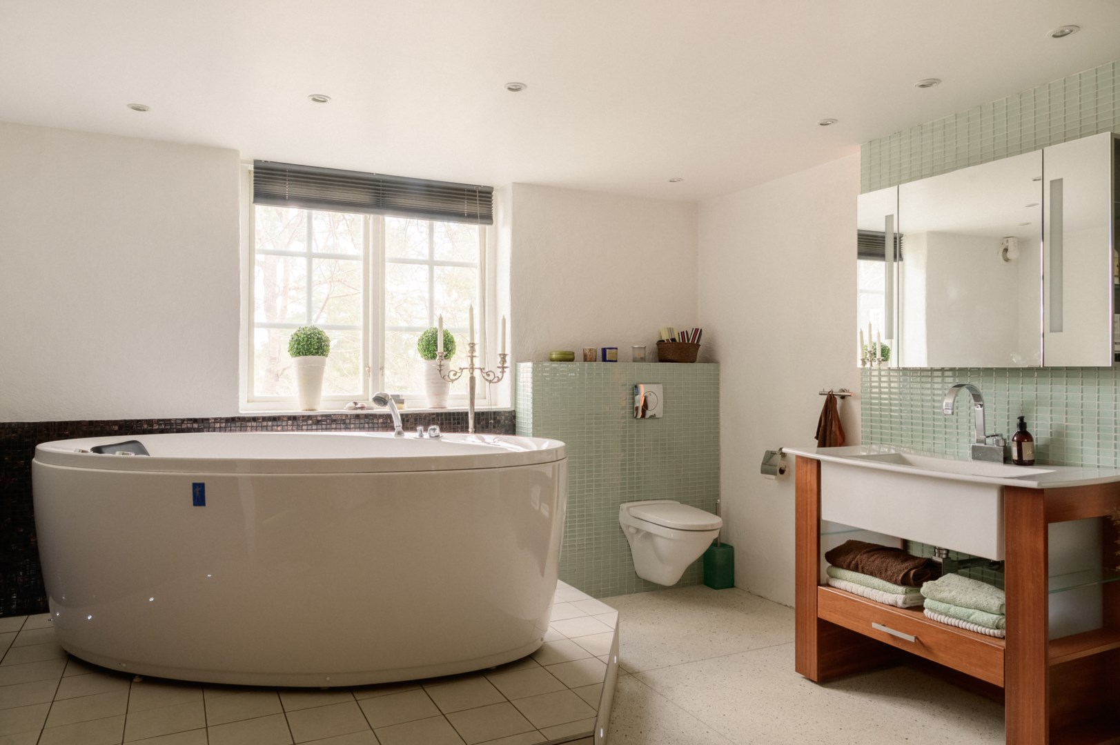 Badrum med bastu källarvåning