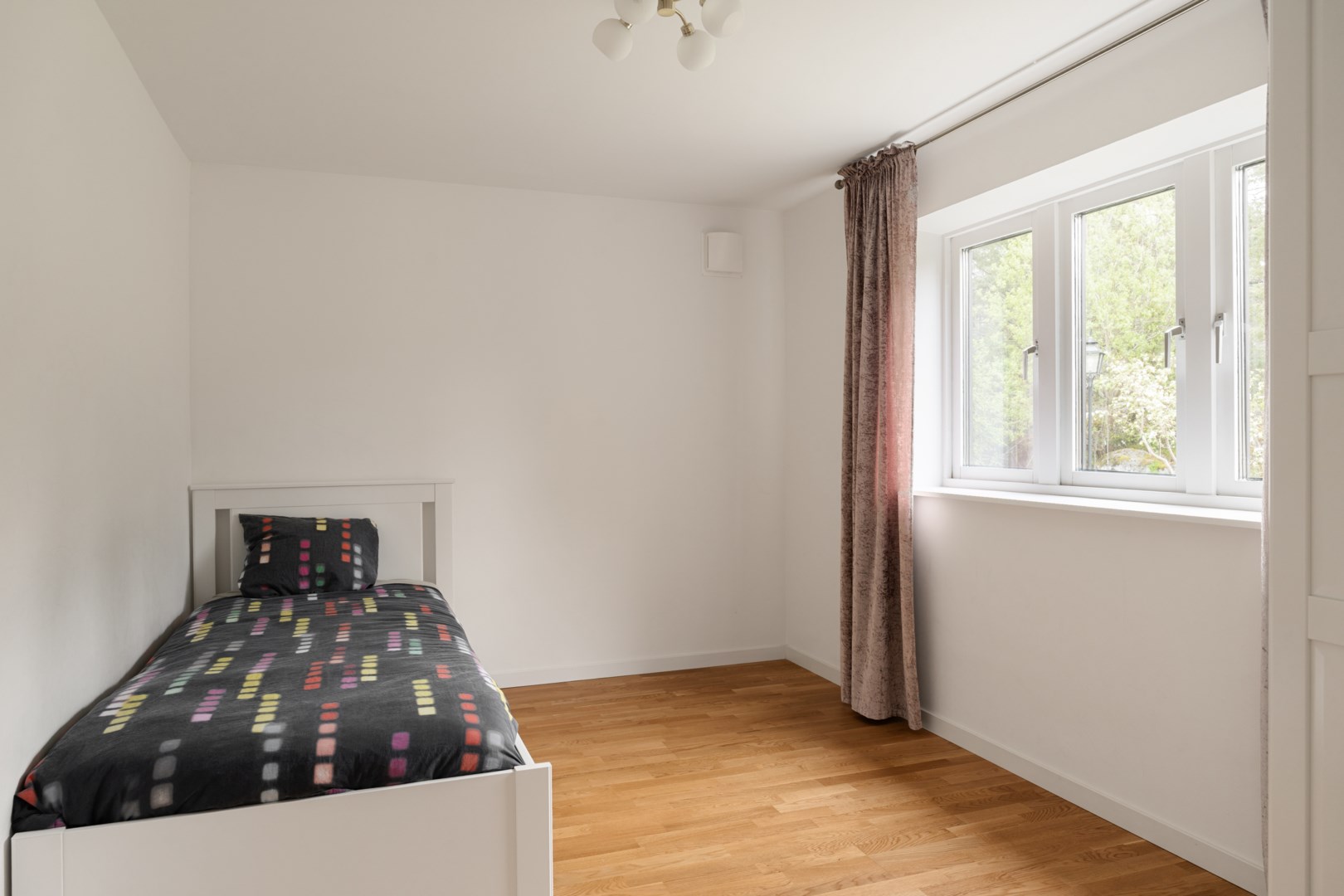 Bostadsbild från Berghemsvägen 48, Till salu i Älgö - Saltsjöbaden, Nacka