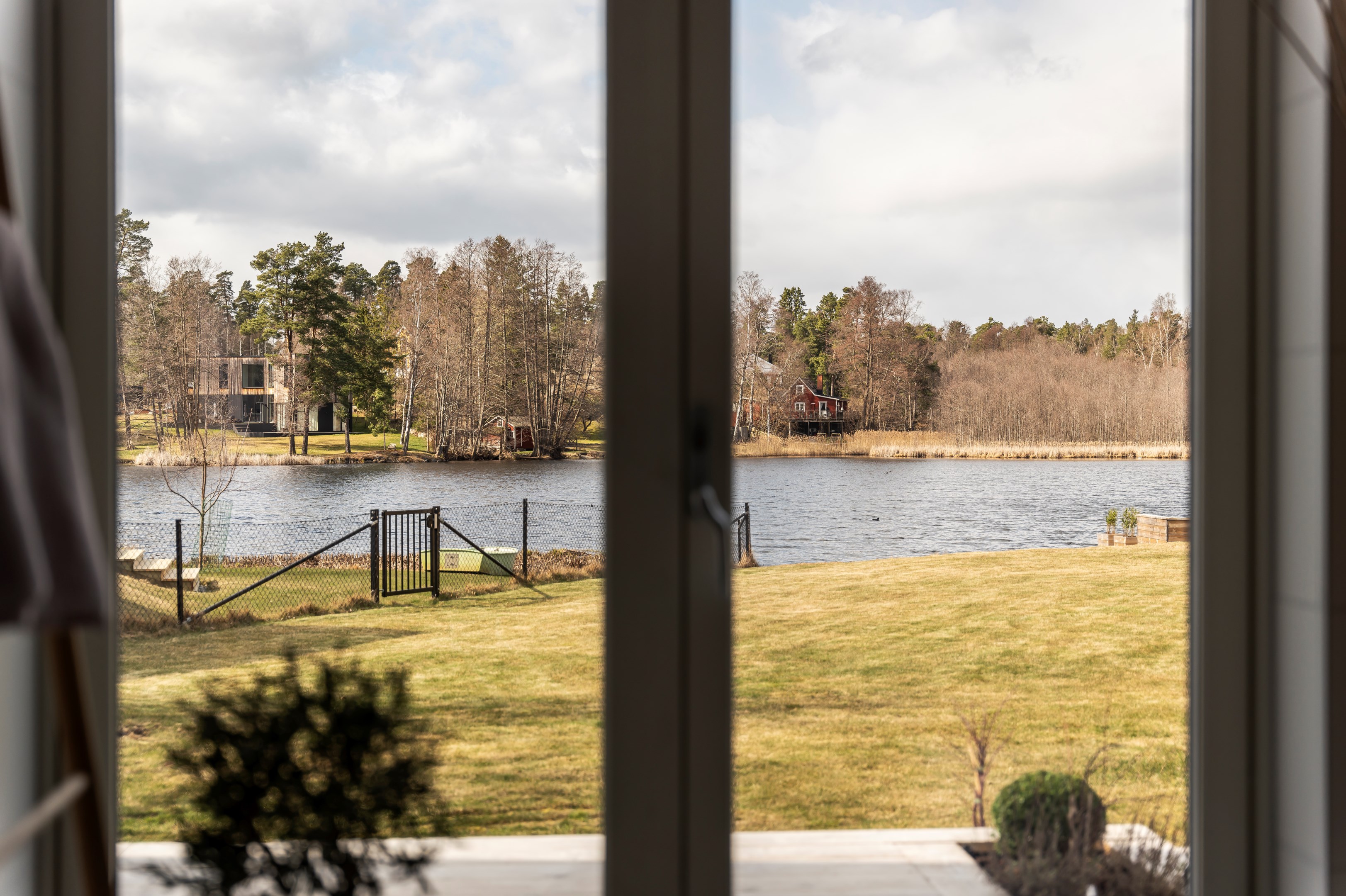 Bostadsbild från Karbovägen 1, Såld i Kummelnäs, Nacka