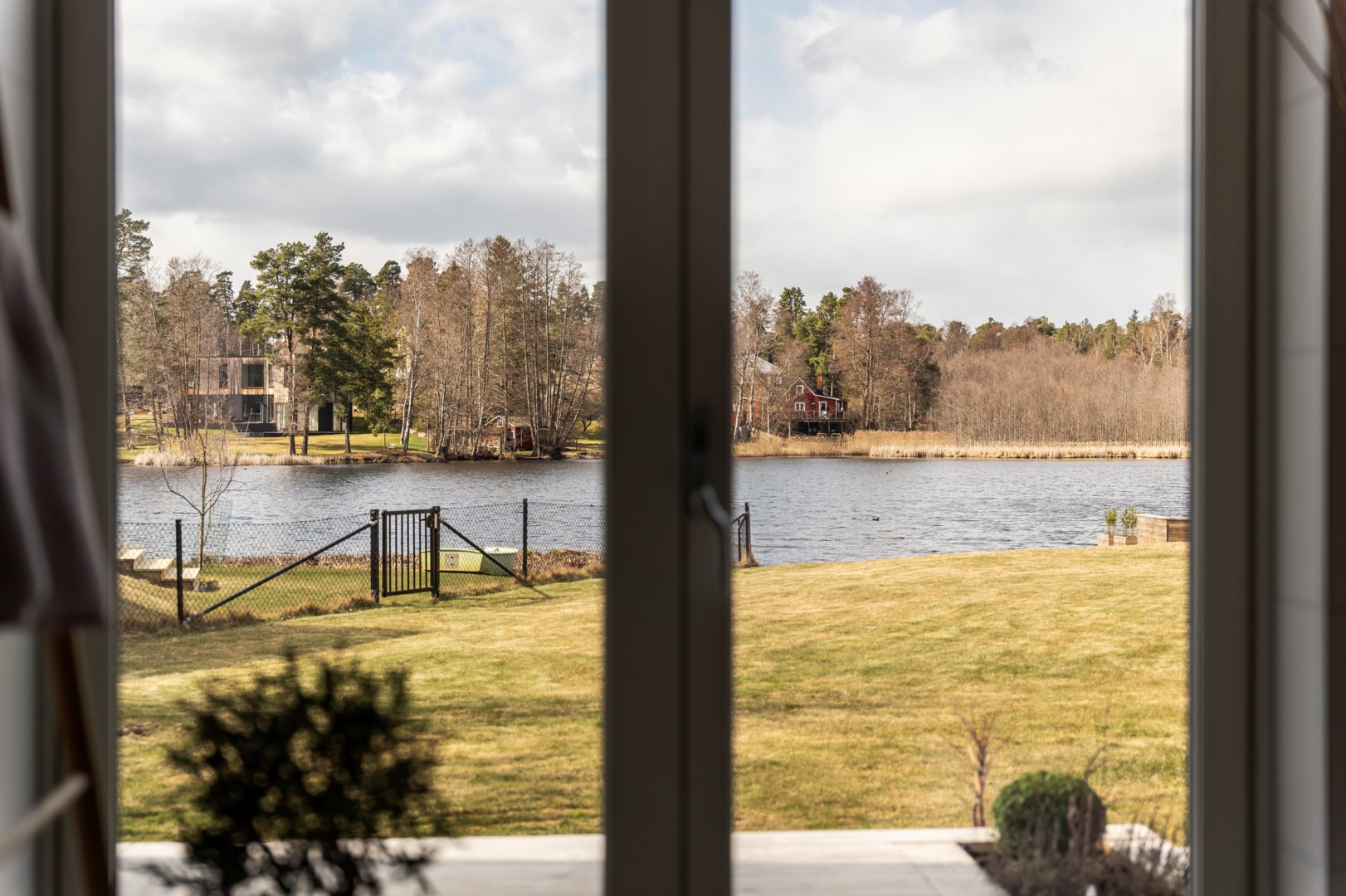 Bostadsbild från Karbovägen 1, Såld i Kummelnäs, Nacka