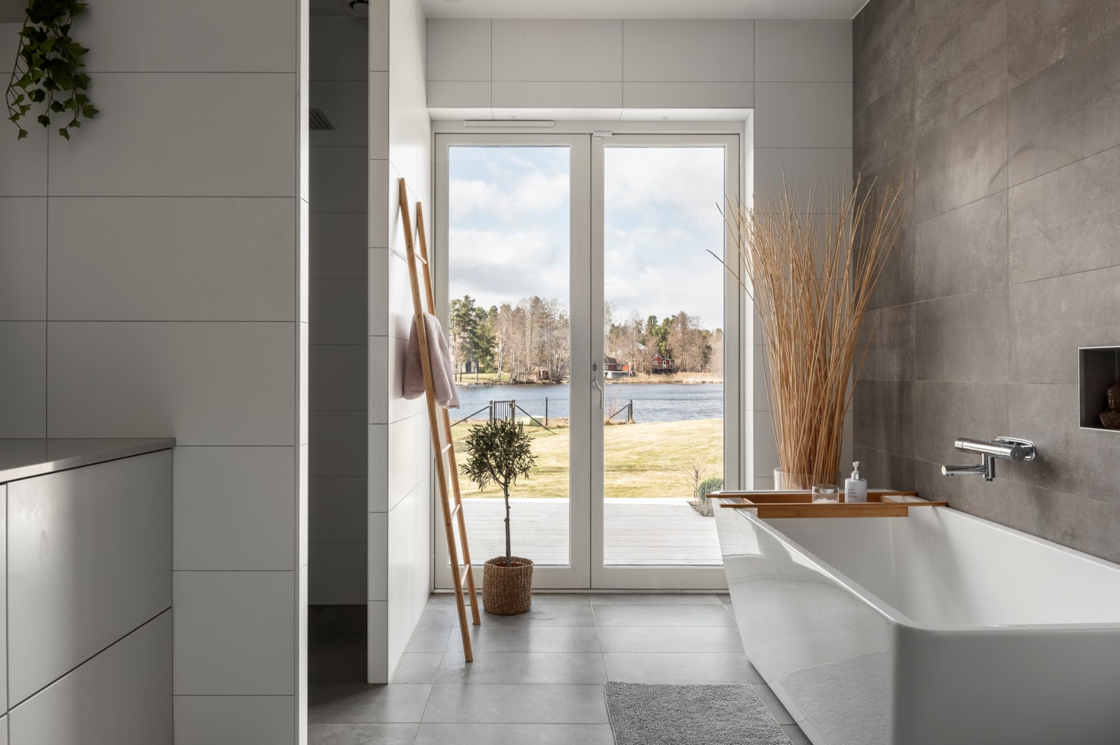 Bostadsbild från Karbovägen 1, Såld i Kummelnäs, Nacka