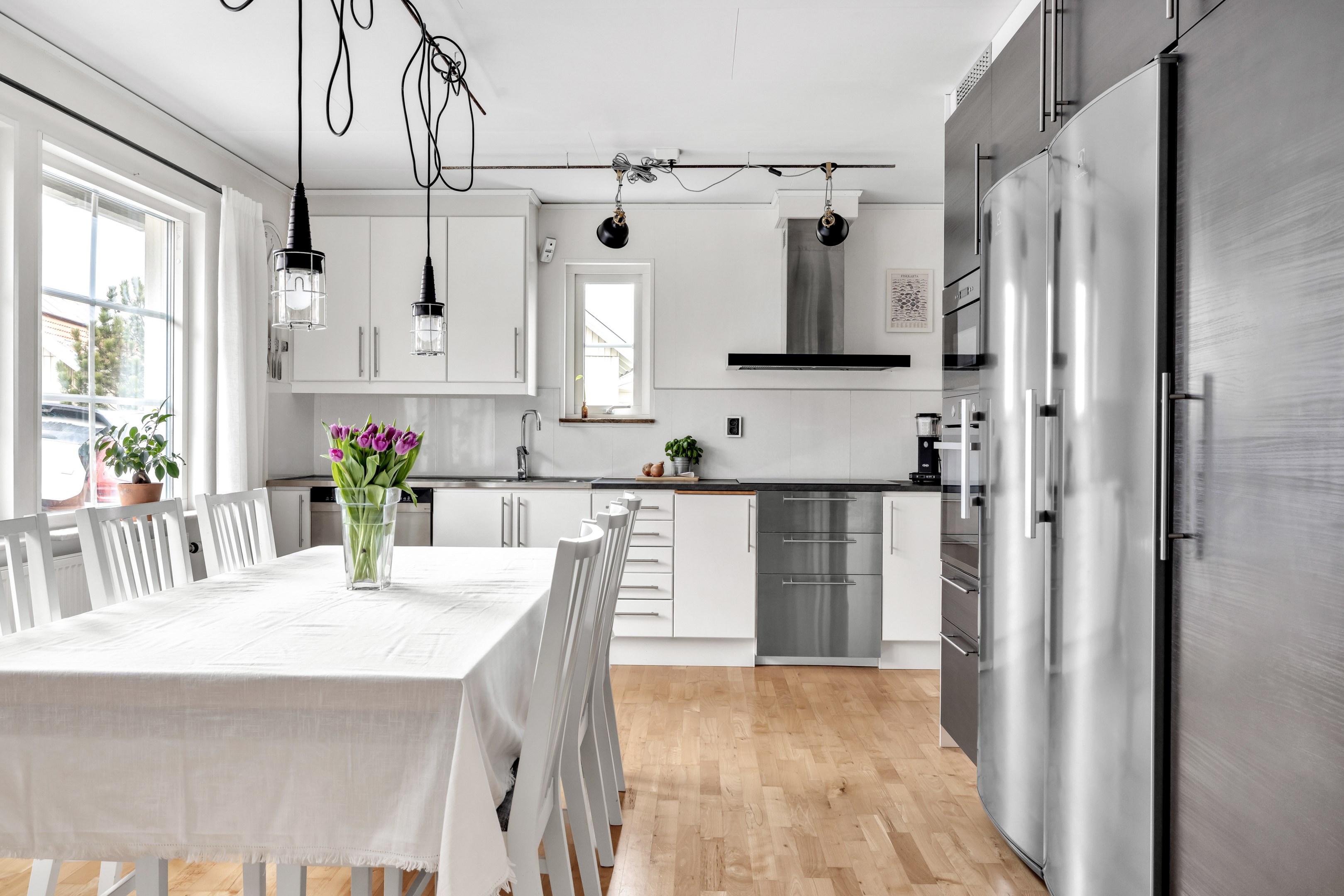 Bostadsbild från Lindvägen 6, Till salu i Örsundsbro, Enköping