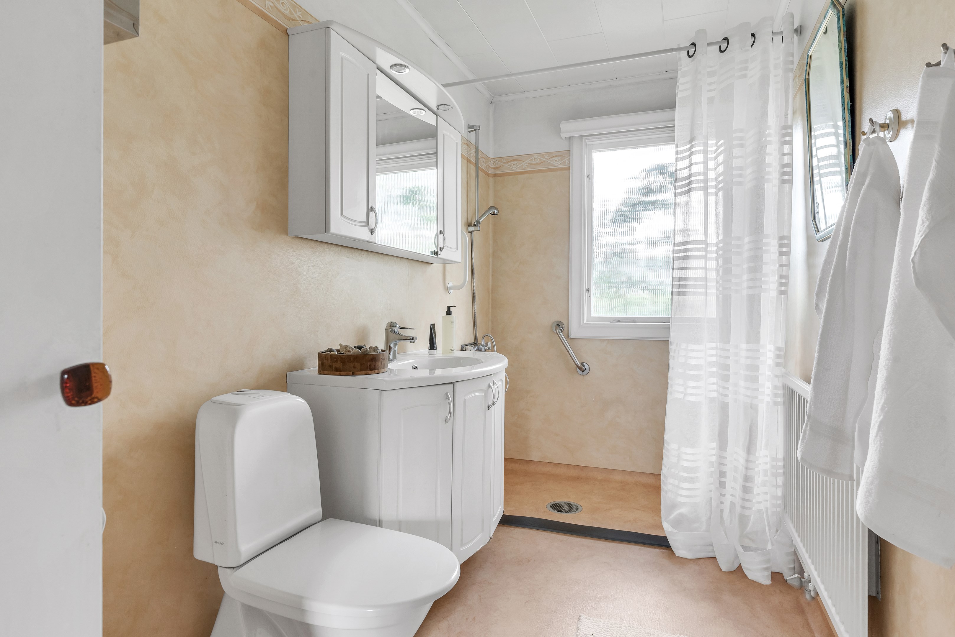 Bostadsbild från Hildvägen 15, Såld i Gamla Uppsala, Uppsala