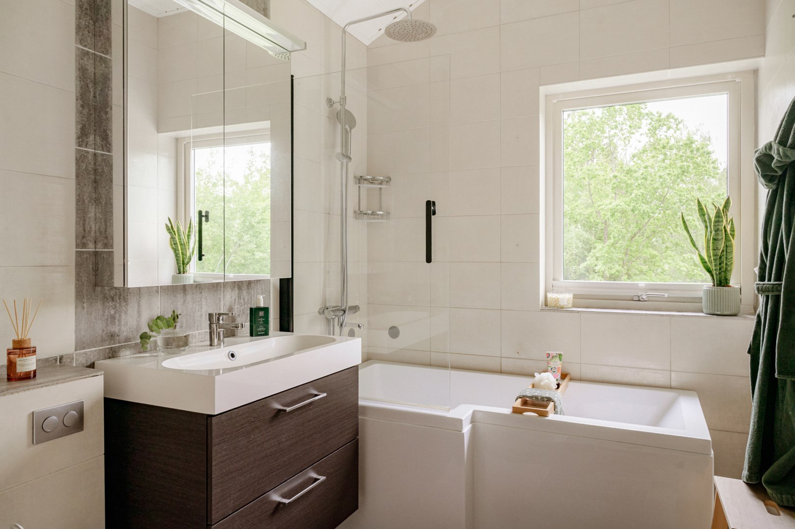 Bostadsbild från Vinkelvägen 9, Såld i Gustavsvik, Nacka