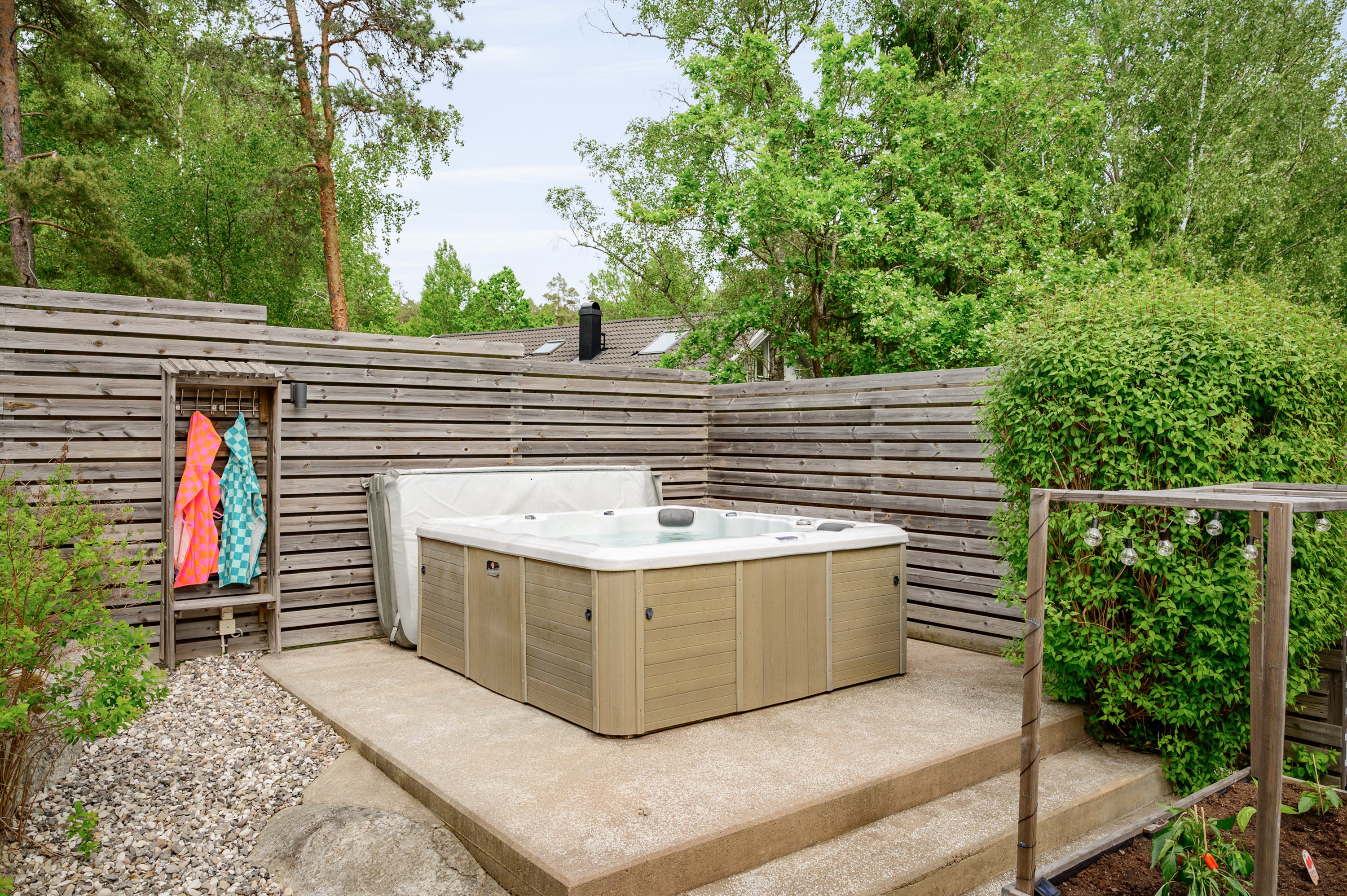 Bostadsbild från Vinkelvägen 9, Såld i Gustavsvik, Nacka