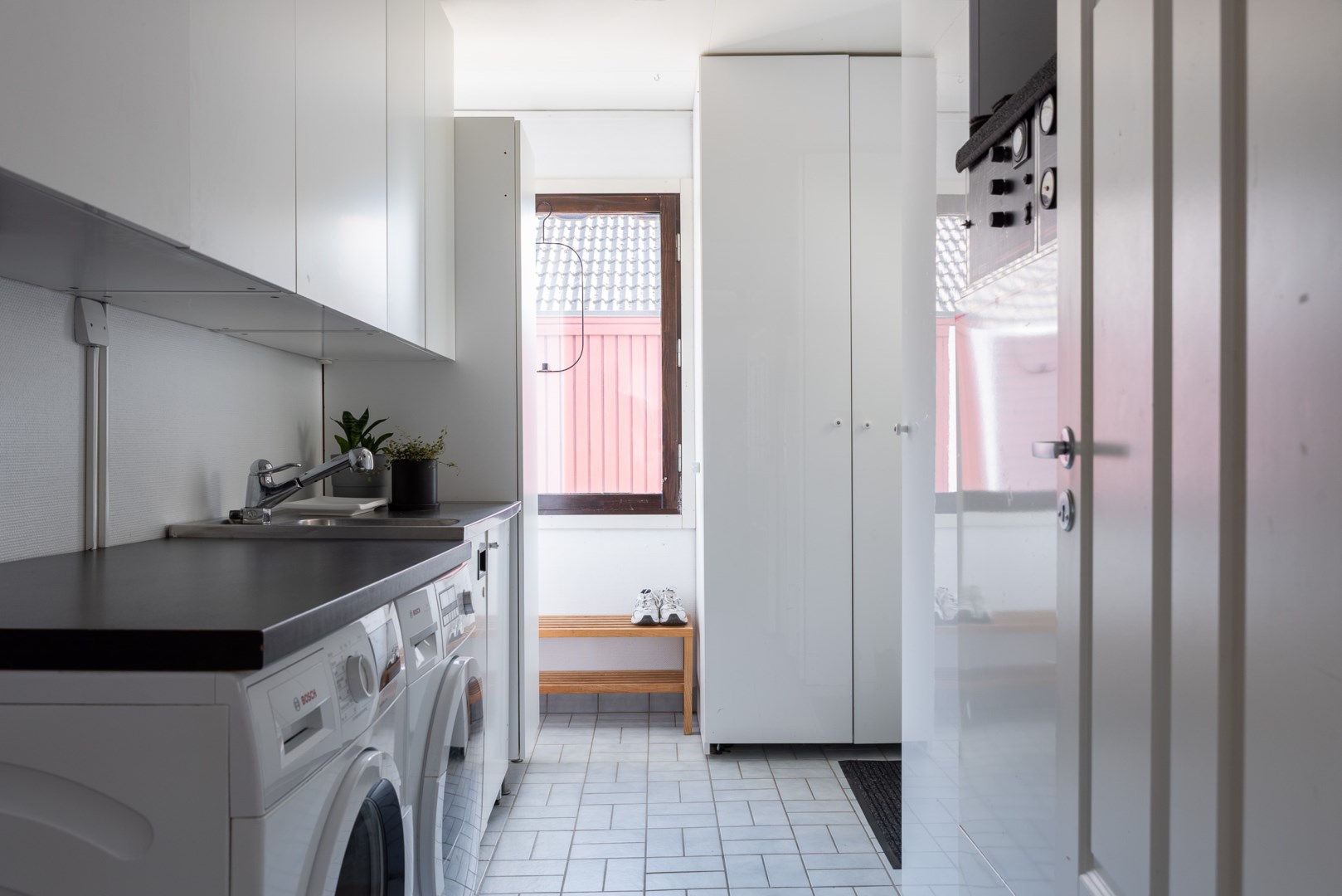 Bostadsbild från Mälbyvägen 18, Såld i Tillberga, Västerås