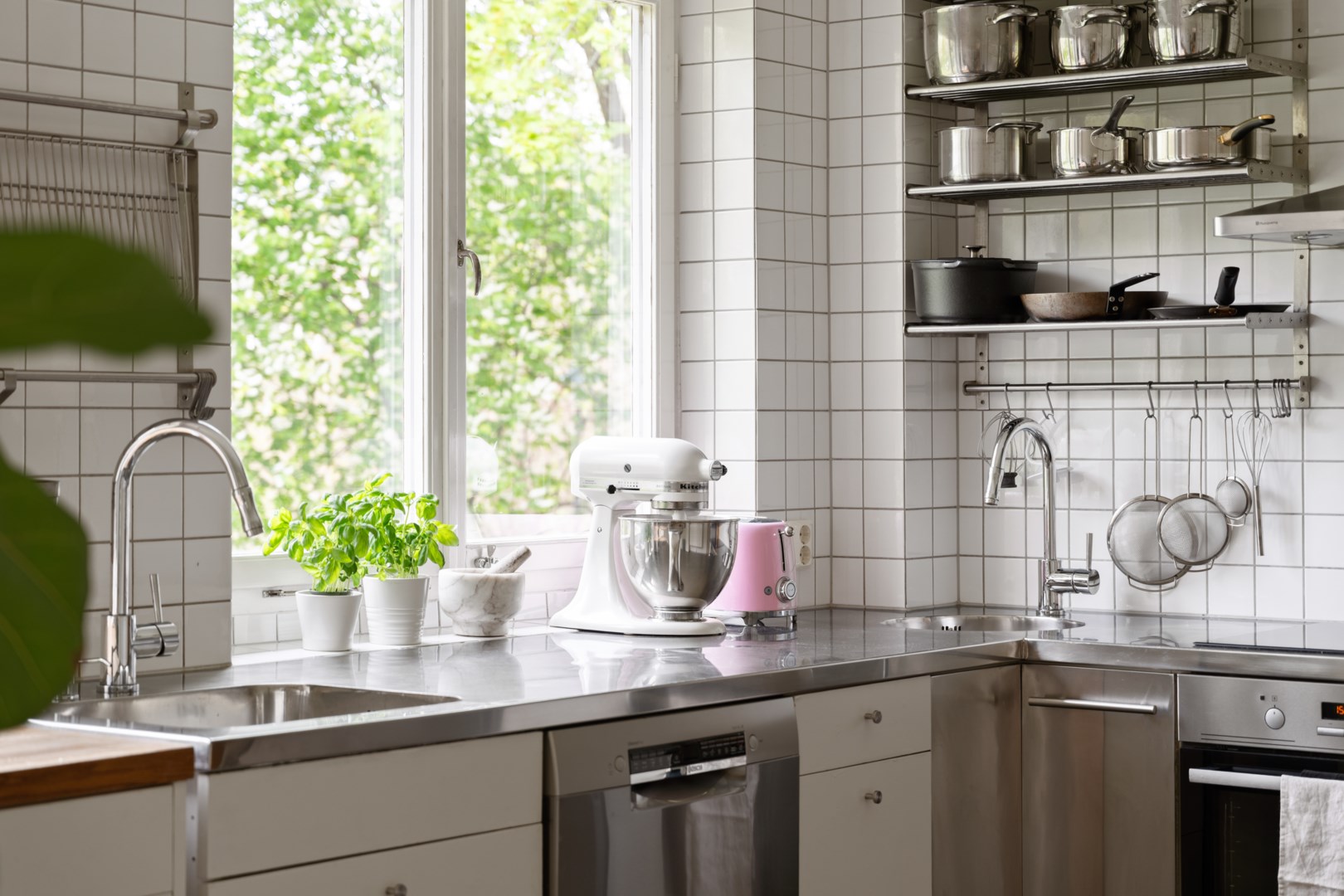 Bostadsbild från Krokvägen 3, Såld i Storängen, Nacka