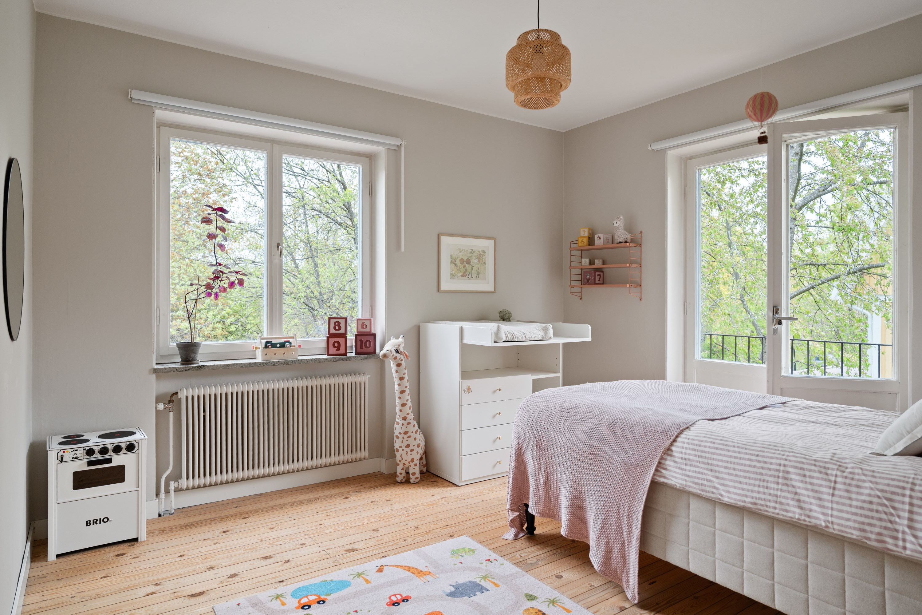 Bostadsbild från Krokvägen 3, Såld i Storängen, Nacka