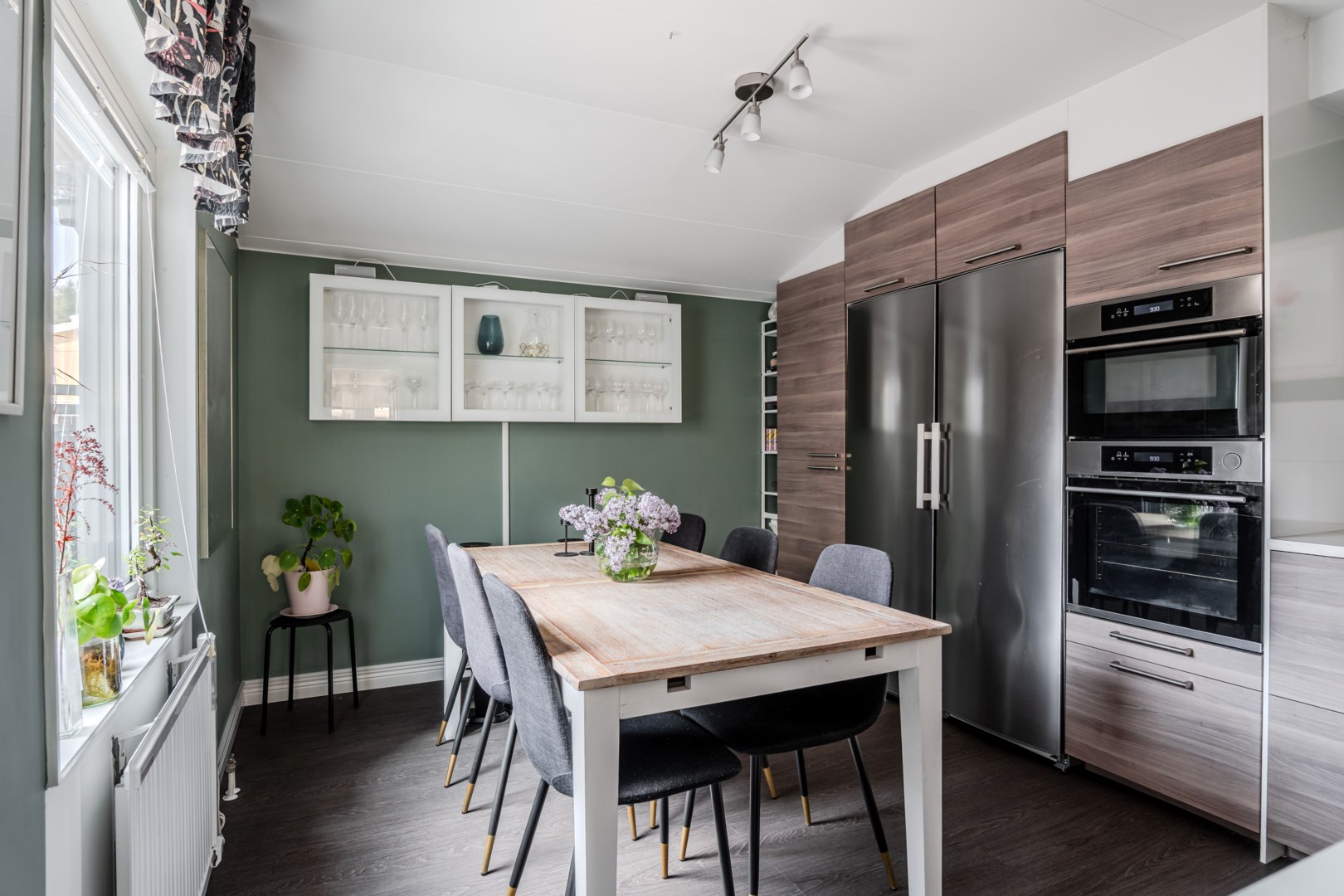 Bostadsbild från Ölandsresan 7, Till salu i Sävja, Uppsala